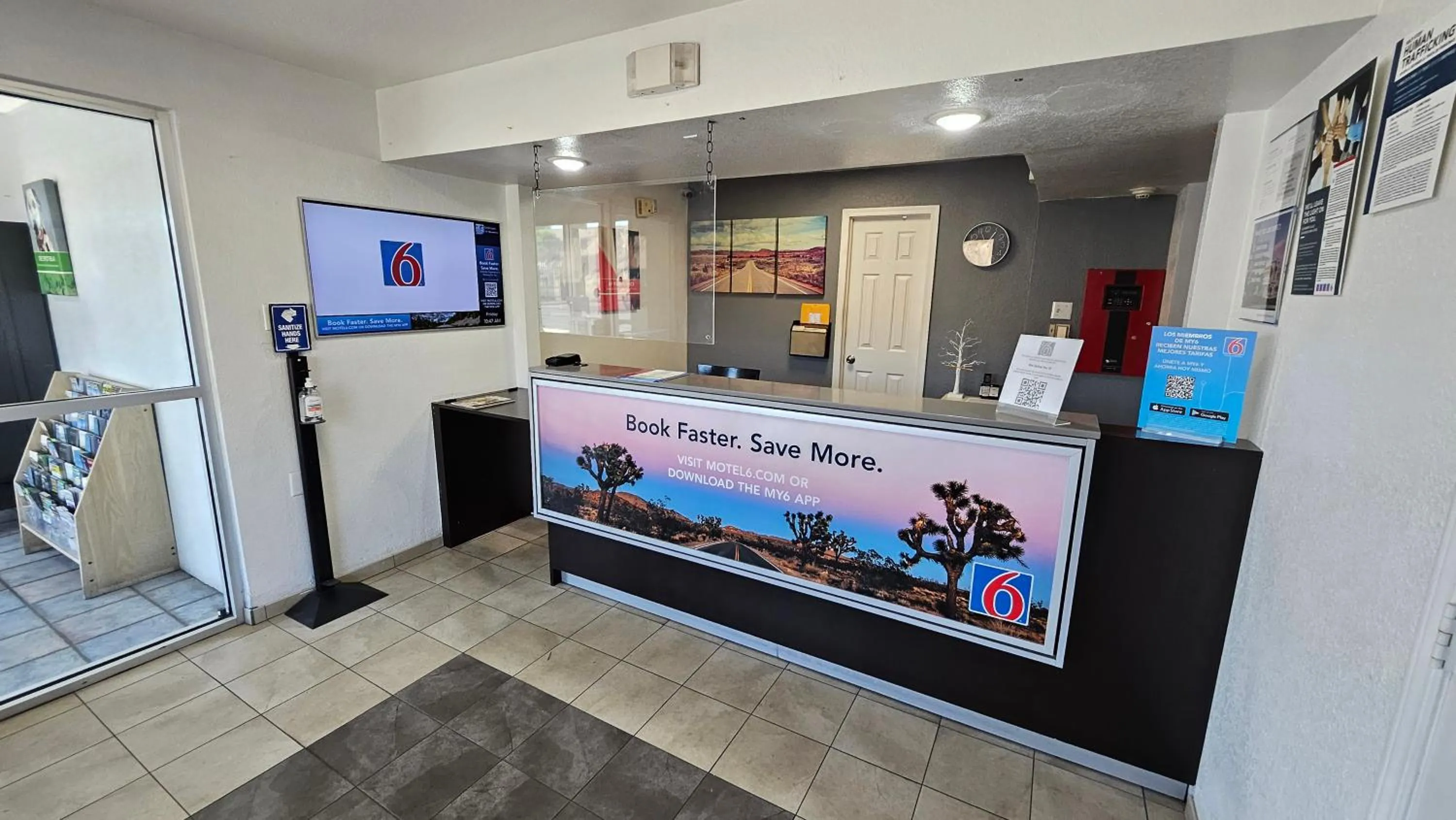 Lobby or reception in Motel 6-Blythe, CA