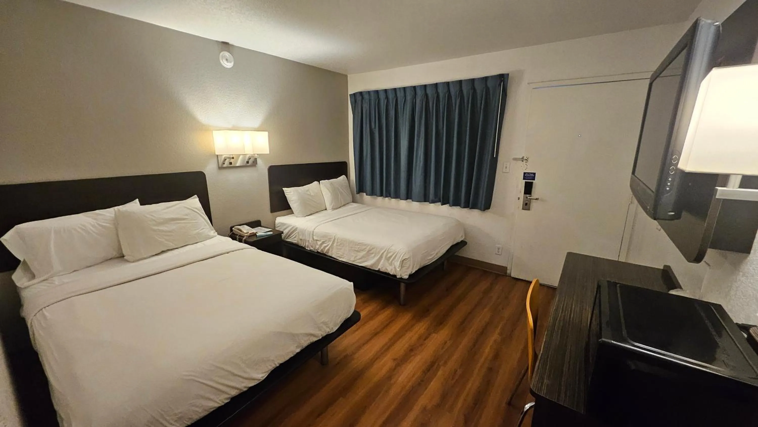 Bed in Motel 6-Blythe, CA