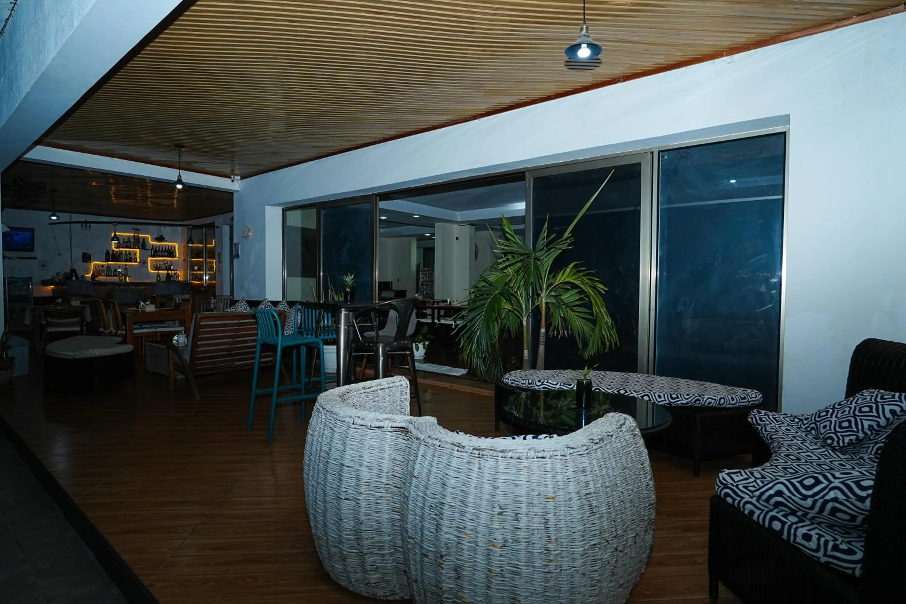 Restaurant/places to eat in Seaclusion Diani
