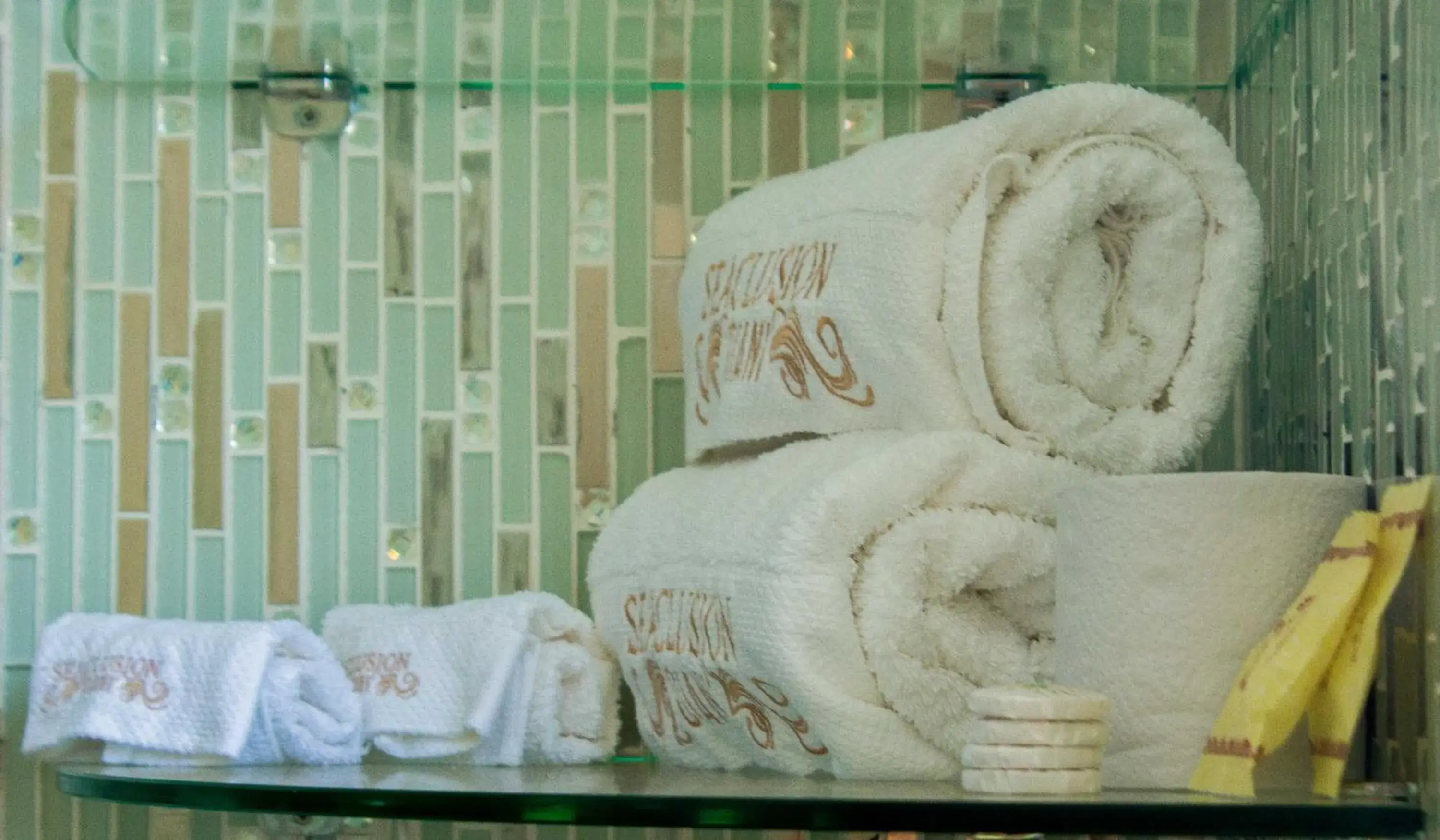 Twin Room - single occupancy in Seaclusion Diani Twin Room - single occupancy in Seaclusion Diani