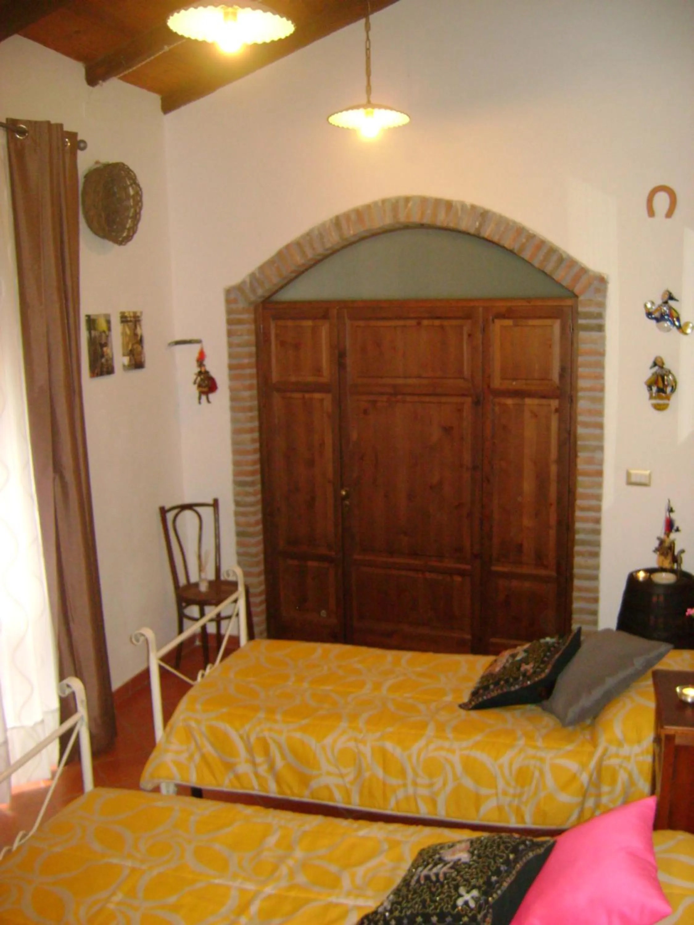 Photo of the whole room, Bed in Mauripe