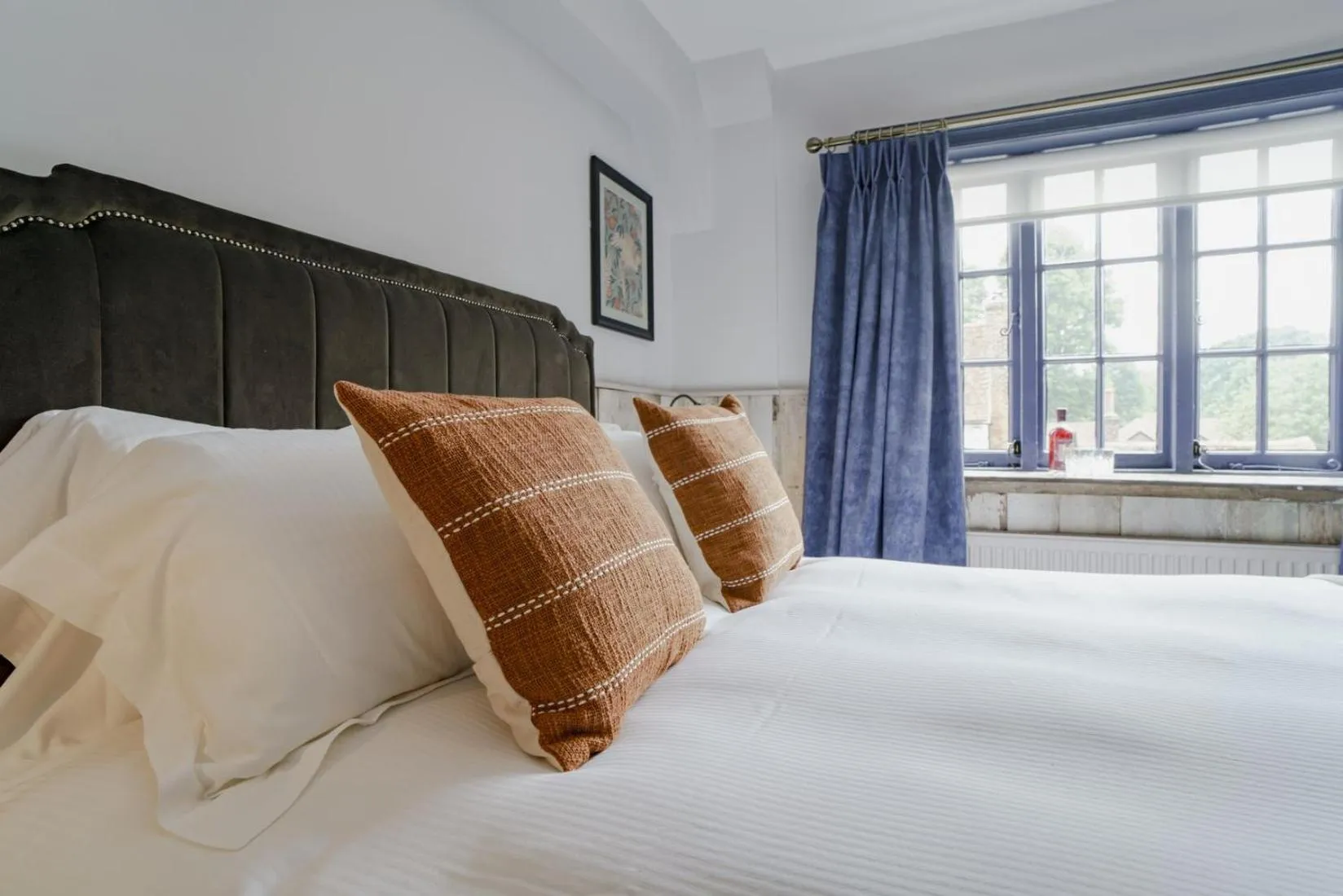 Bedroom, Bed in Bel and The Dragon at Red Lion Wendover