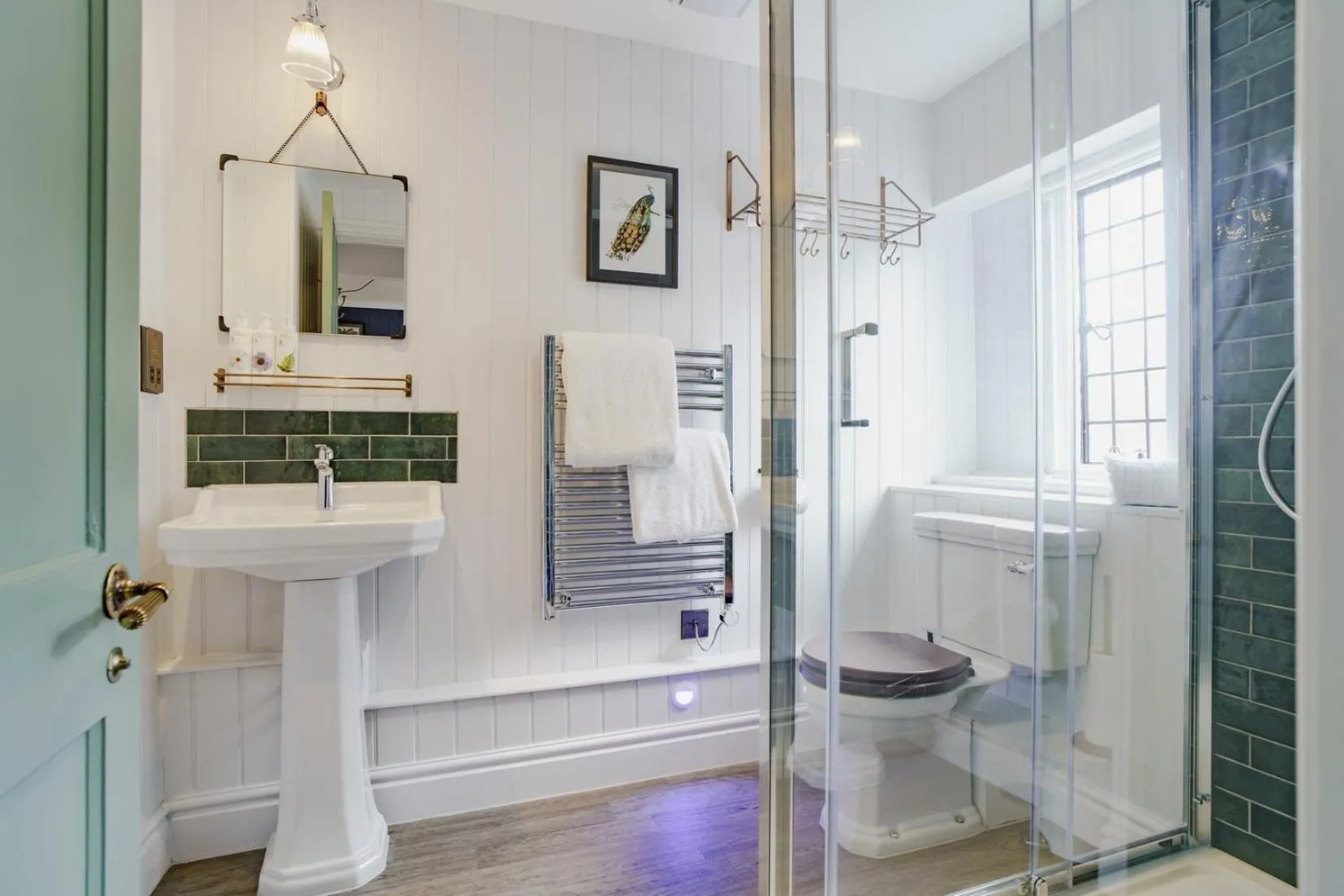 Bathroom in Bel and The Dragon at Red Lion Wendover