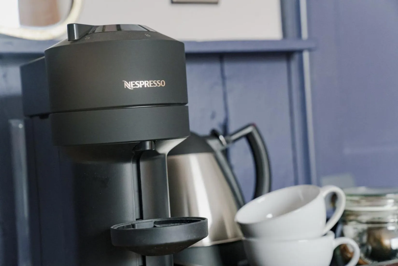 Coffee/tea facilities in Bel and The Dragon at Red Lion Wendover