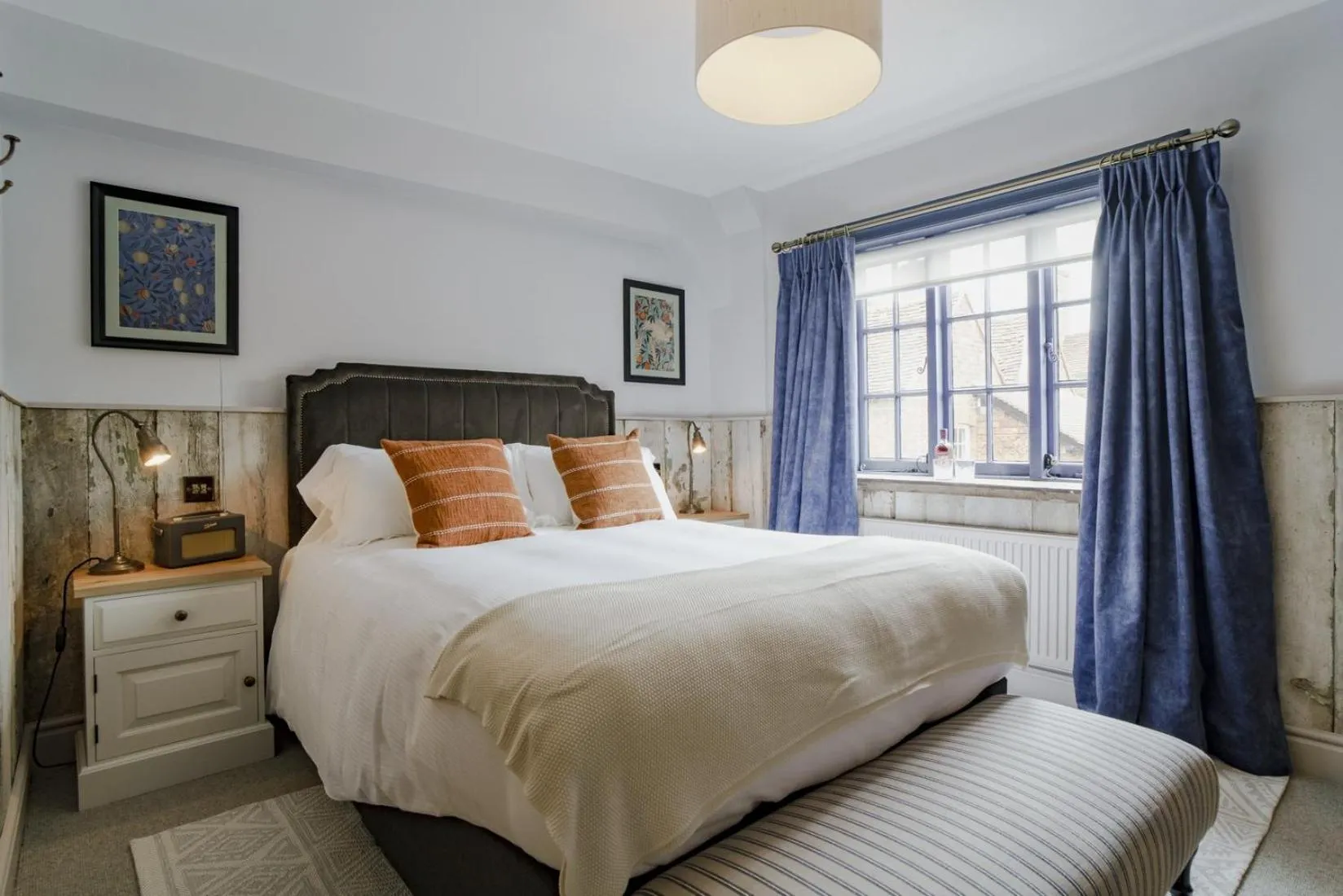 Bedroom, Bed in Bel and The Dragon at Red Lion Wendover