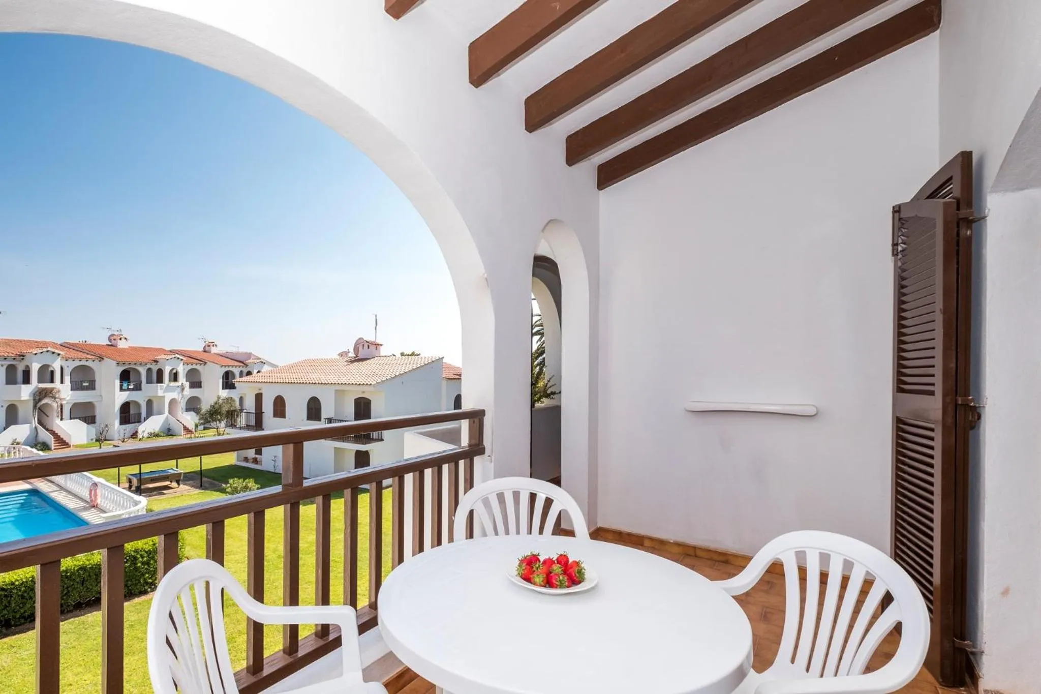 Property building in Girasol Garden Superior 2