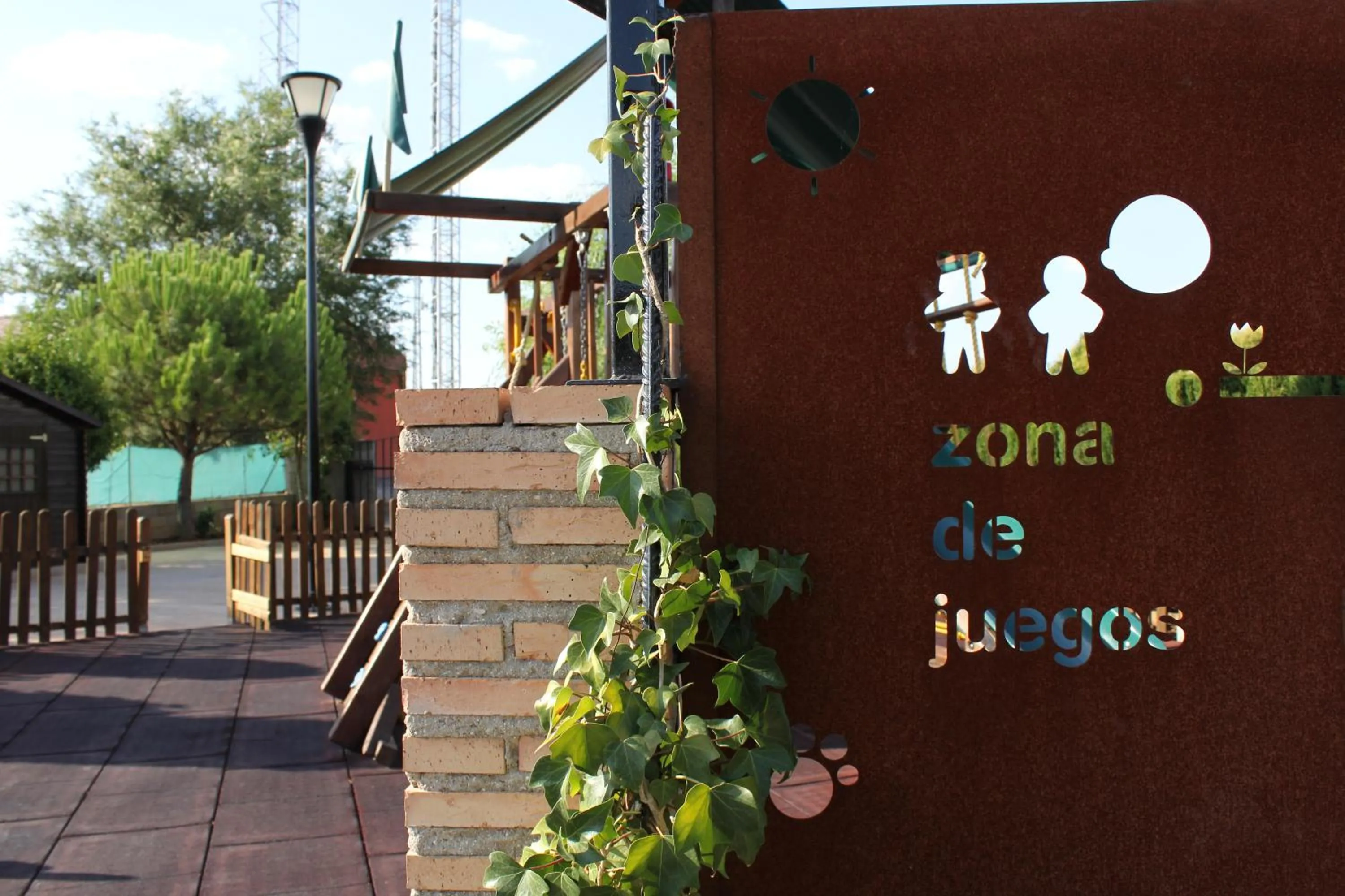 Children play ground in Escuderos Hotel Cruz