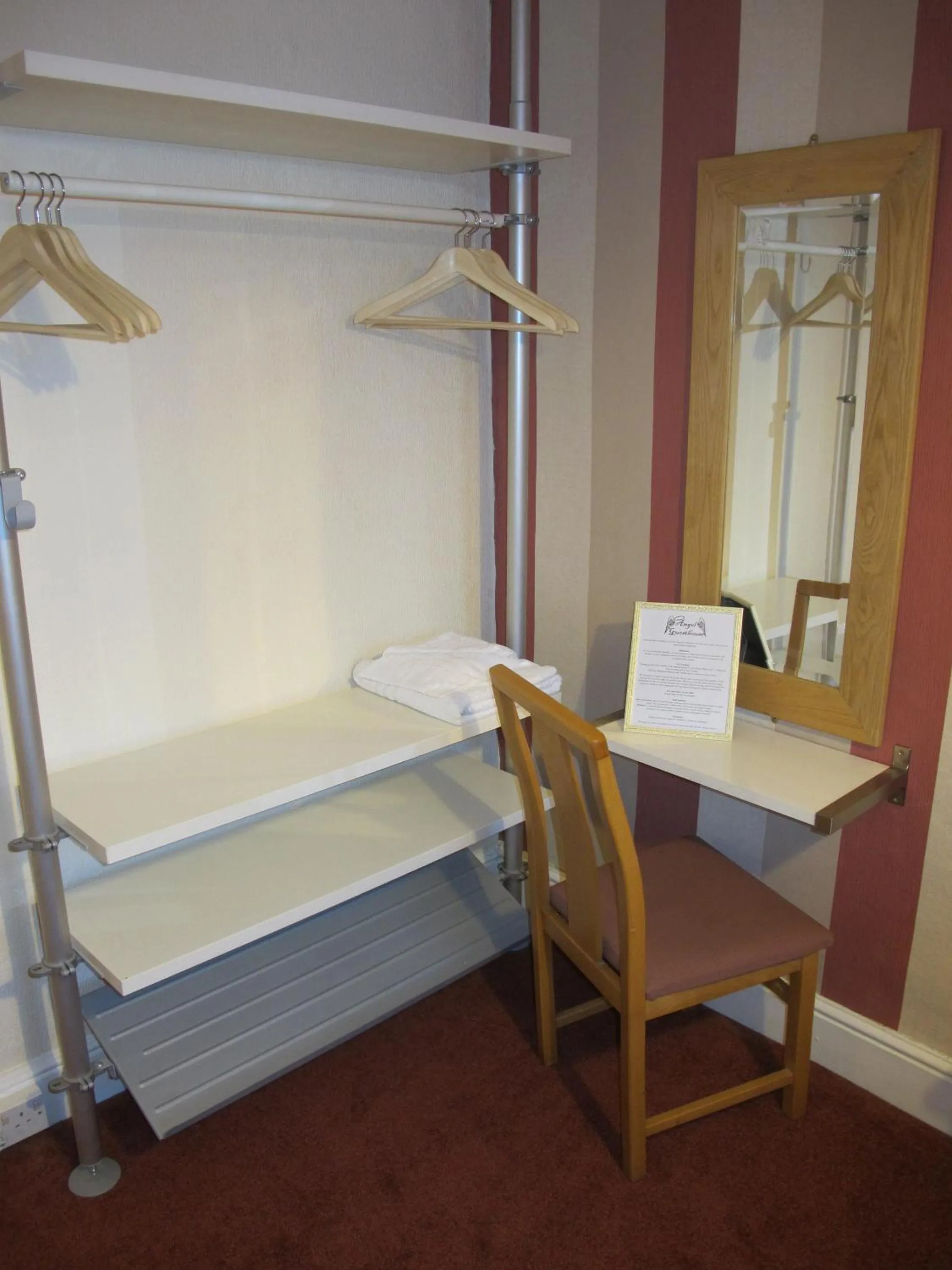 Bedroom, Bed in Angel Guesthouse