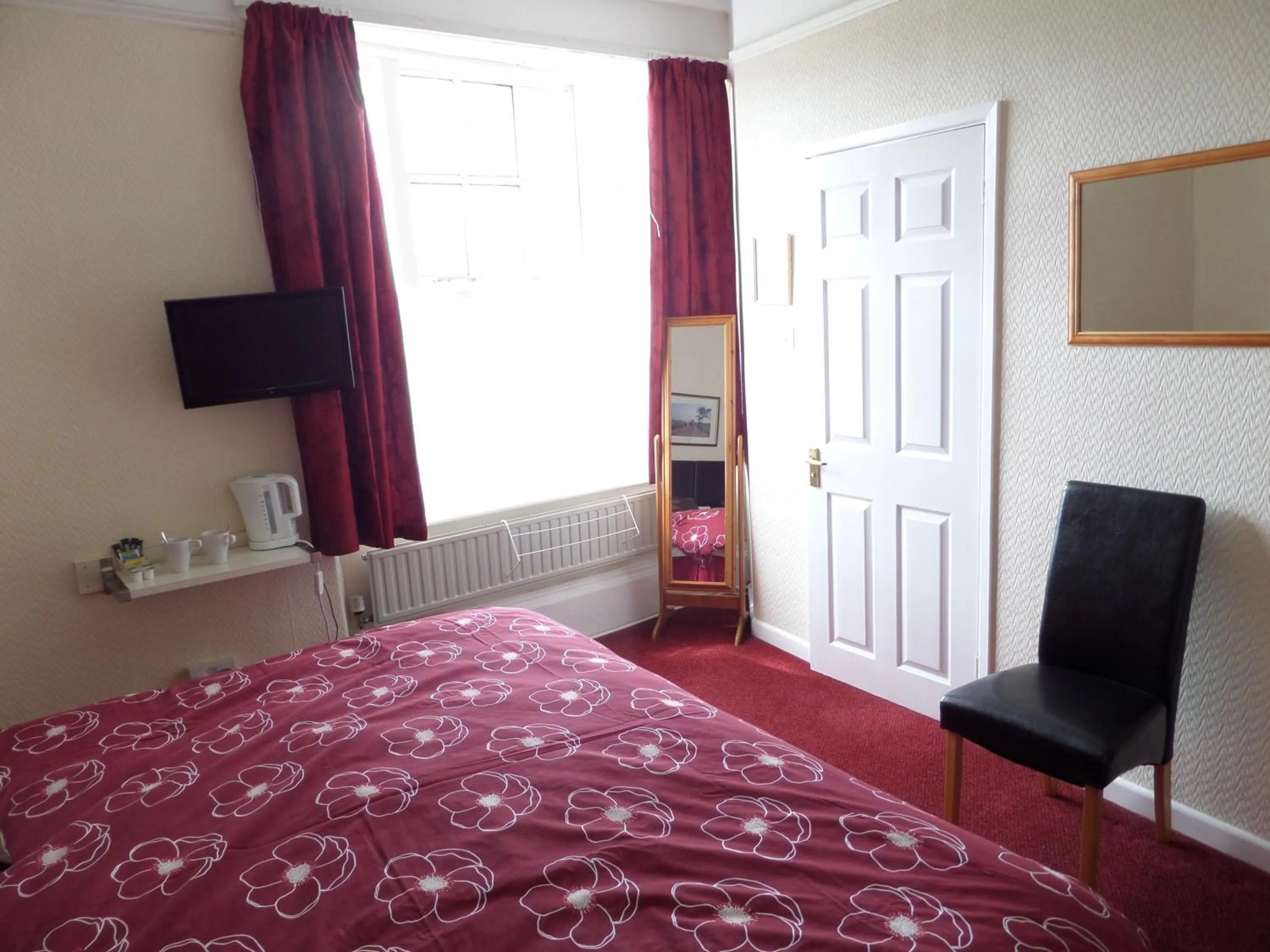 Bedroom, Bed in Angel Guesthouse