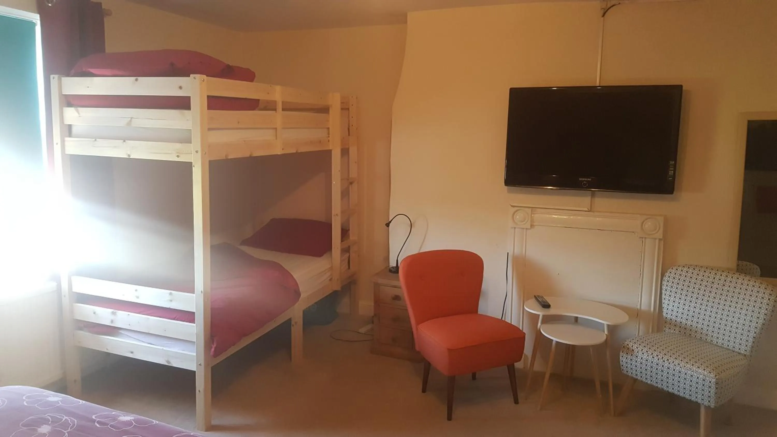 Photo of the whole room, Bed in Angel Guesthouse