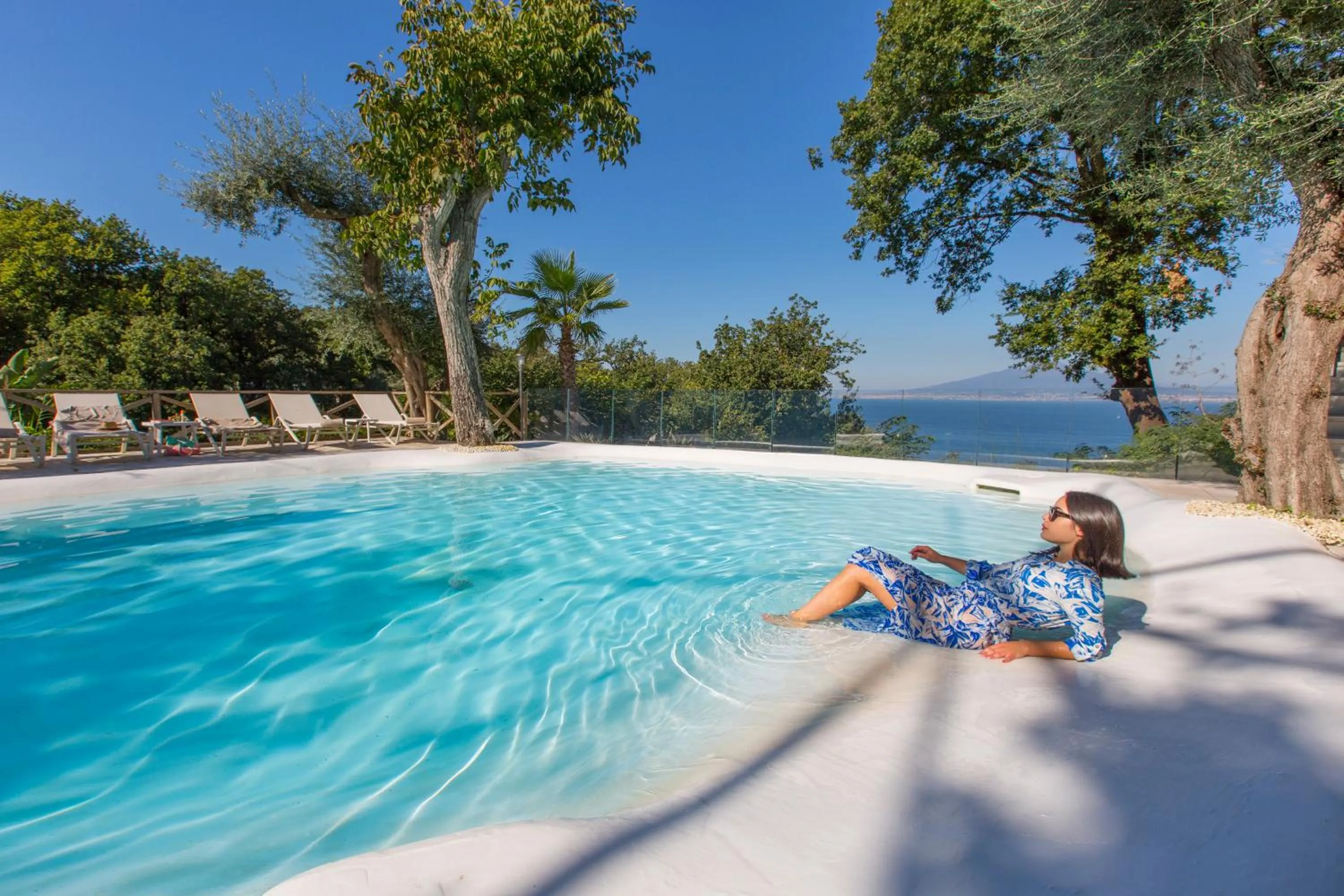 Pool view in Sorrento Dream