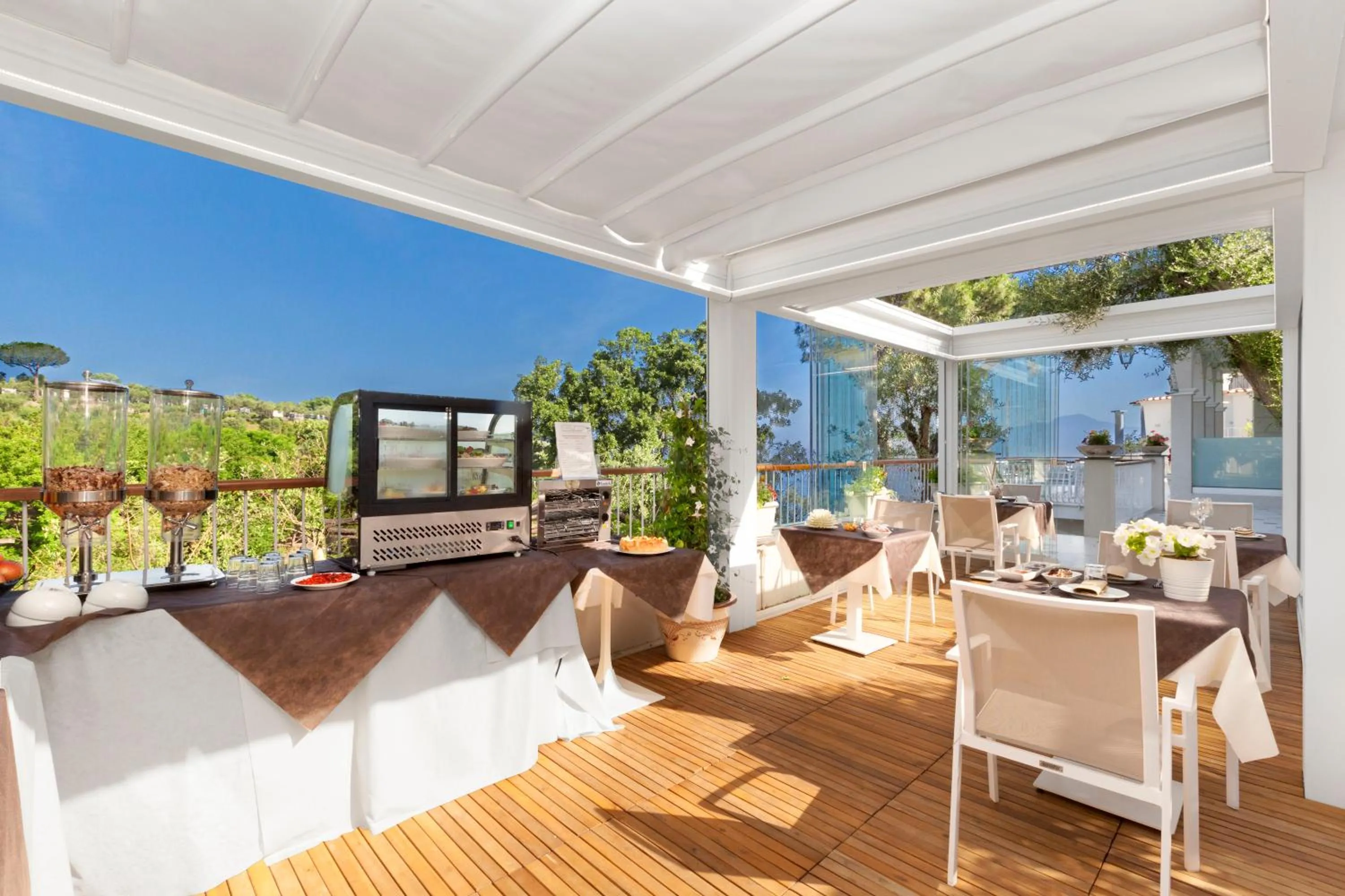 Breakfast in Sorrento Dream