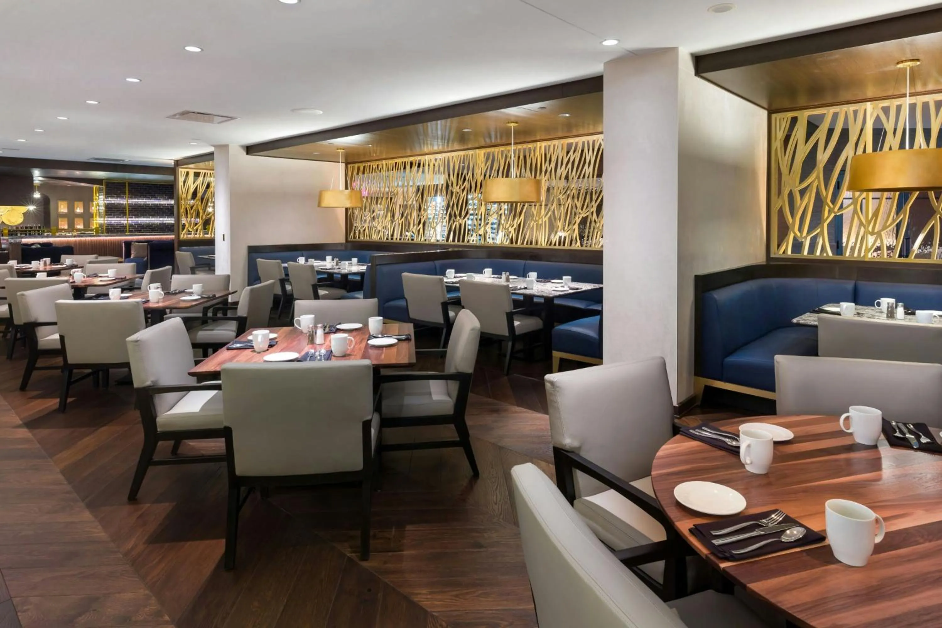 Restaurant/places to eat in South Sioux City Marriott Riverfront