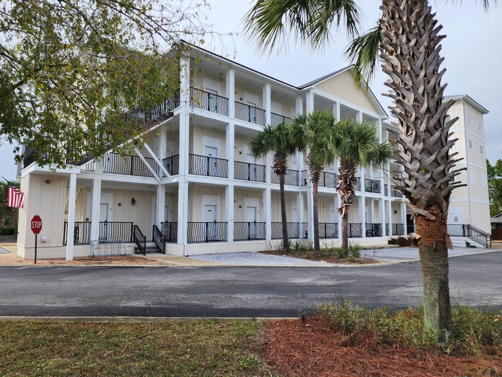 Property building in 30-A Inn & Suites
