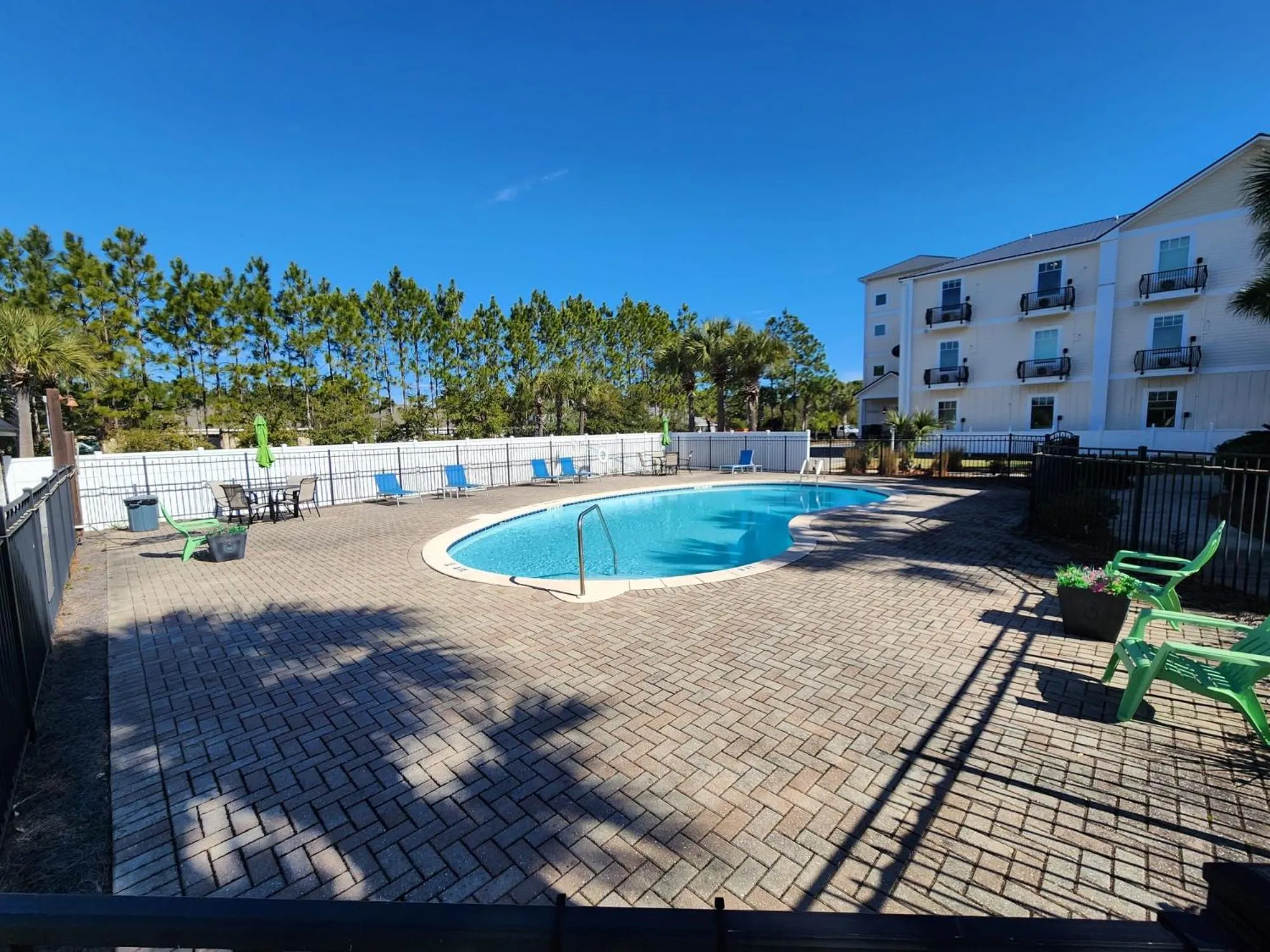 Pool view in 30-A Inn & Suites