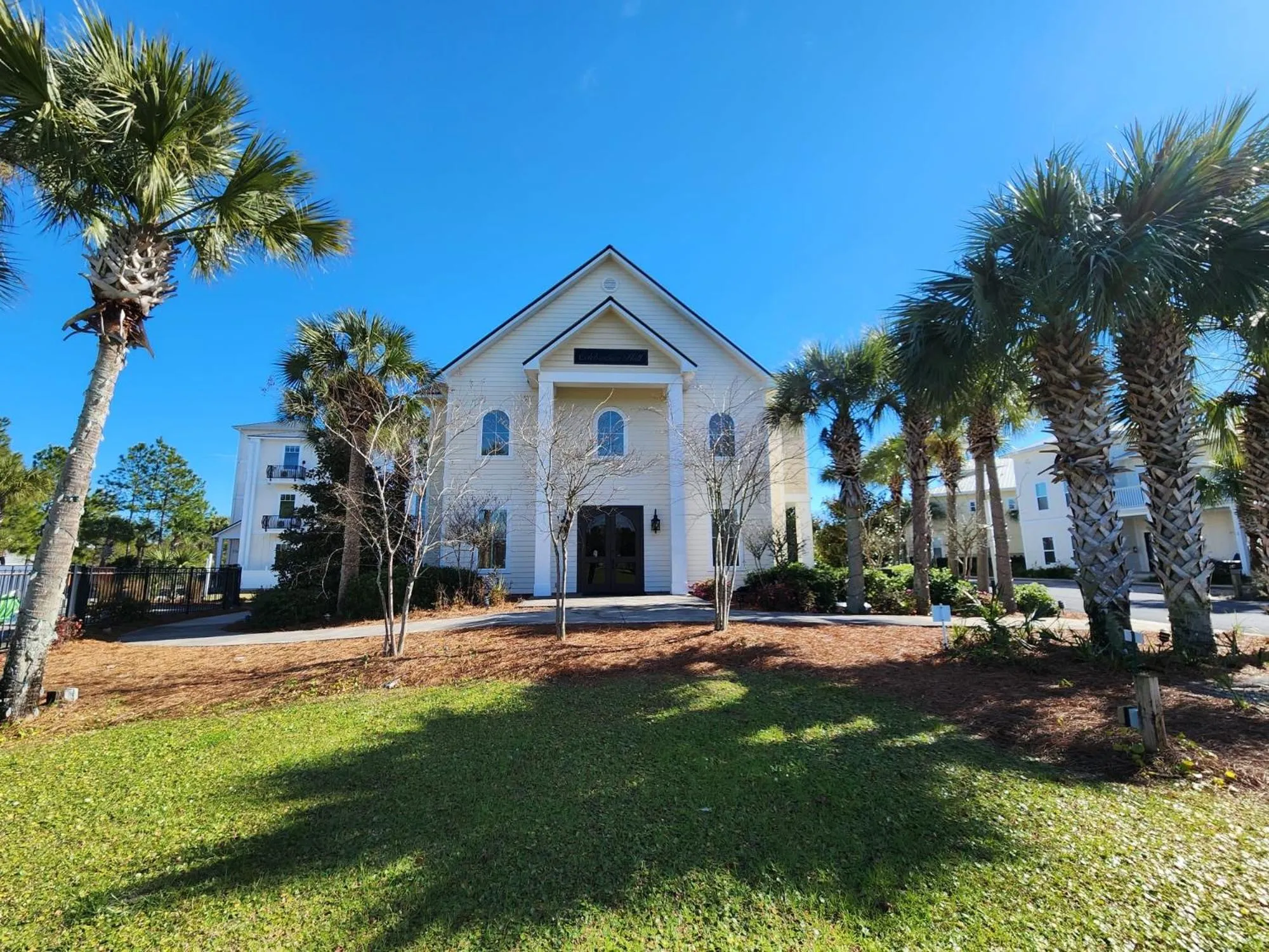 Property building in 30-A Inn & Suites