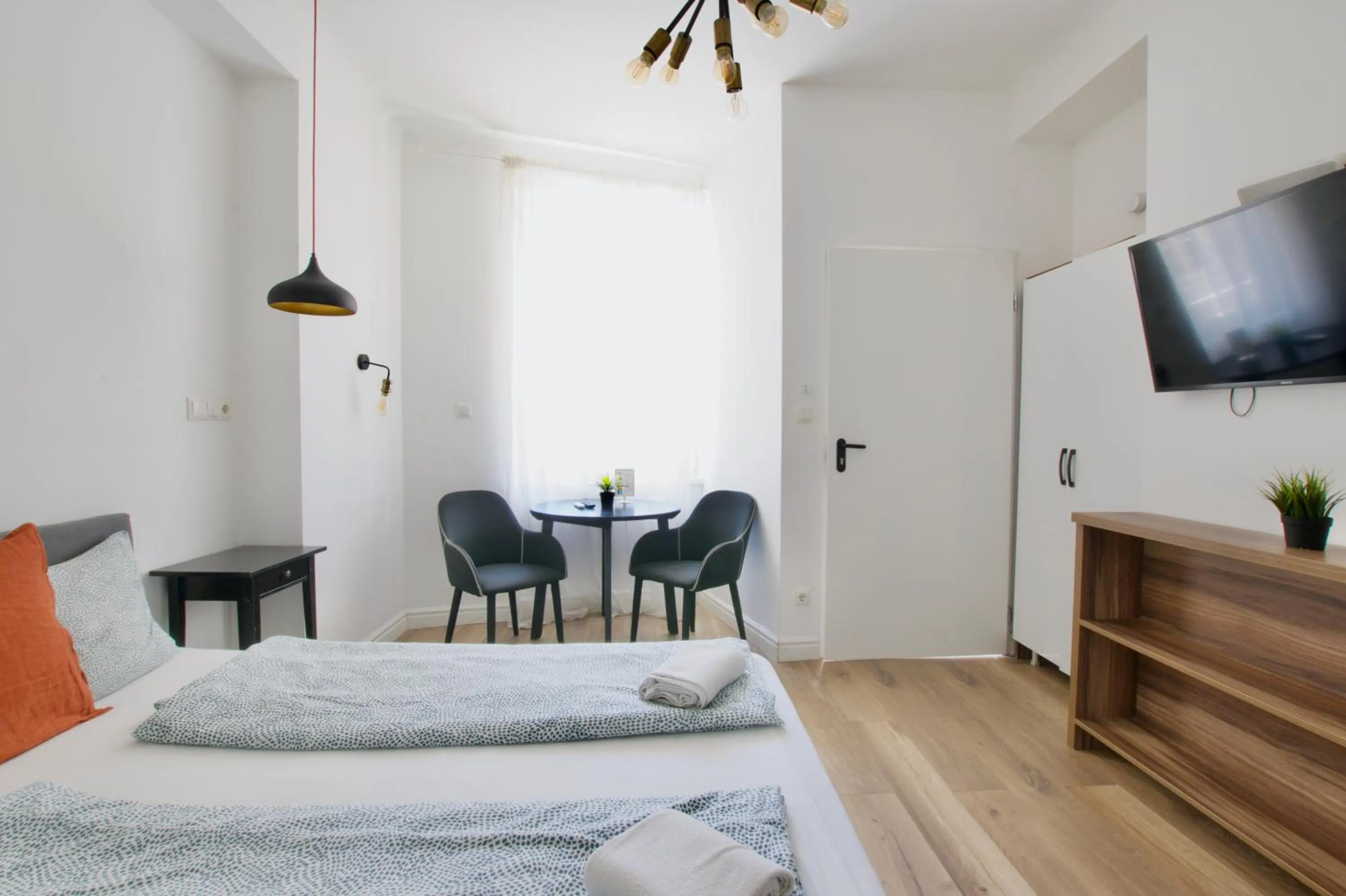 Bed in Standard Apartment by Hi5 - Régiposta