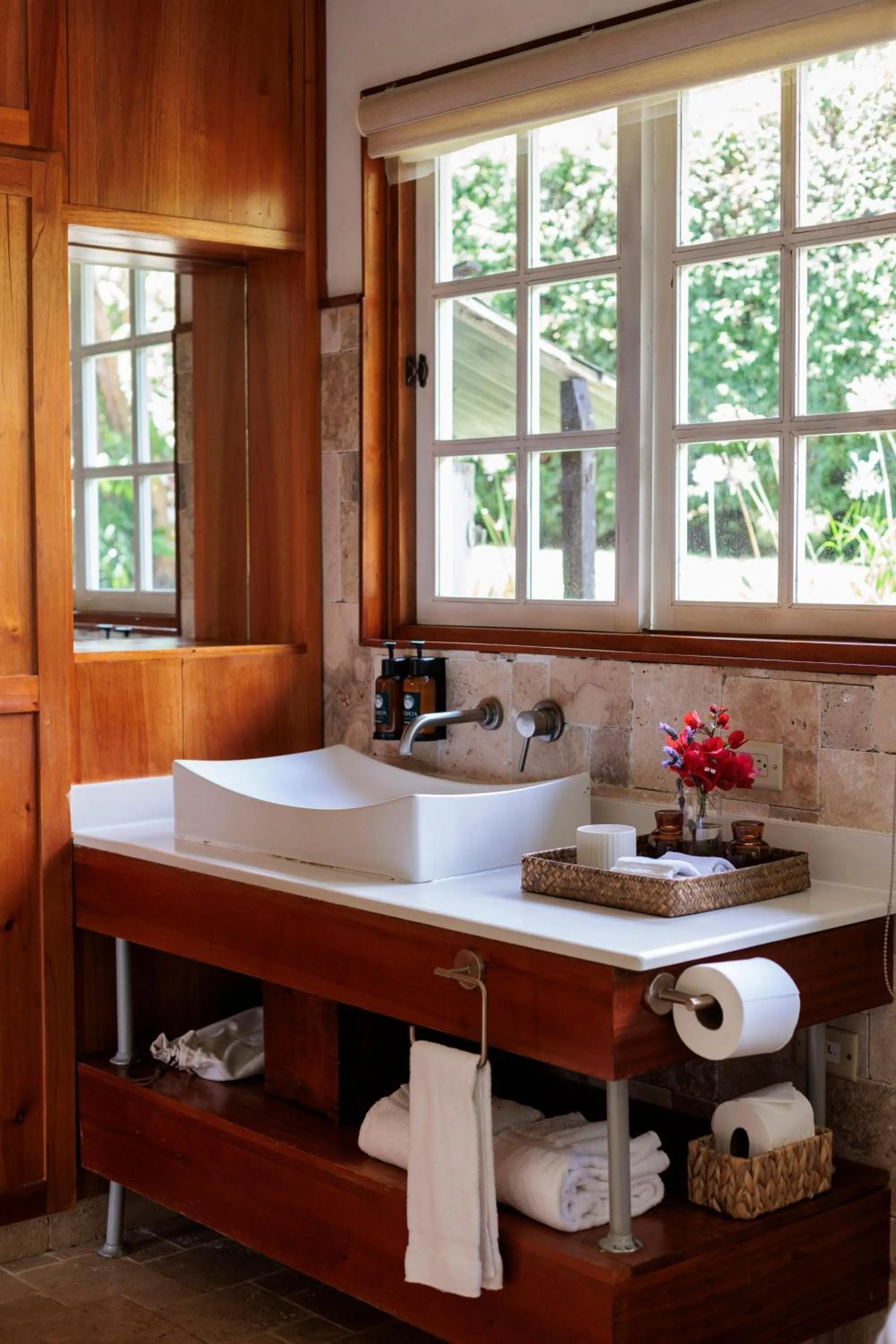 Bathroom in Hotel Finca Lerida Coffee Plantation and Boutique Hotel
