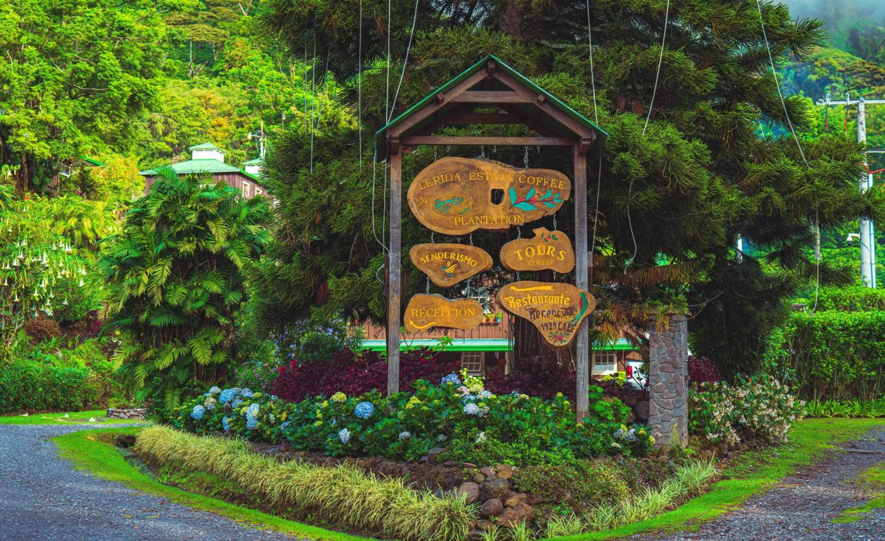 Property building in Hotel Finca Lerida Coffee Plantation and Boutique Hotel