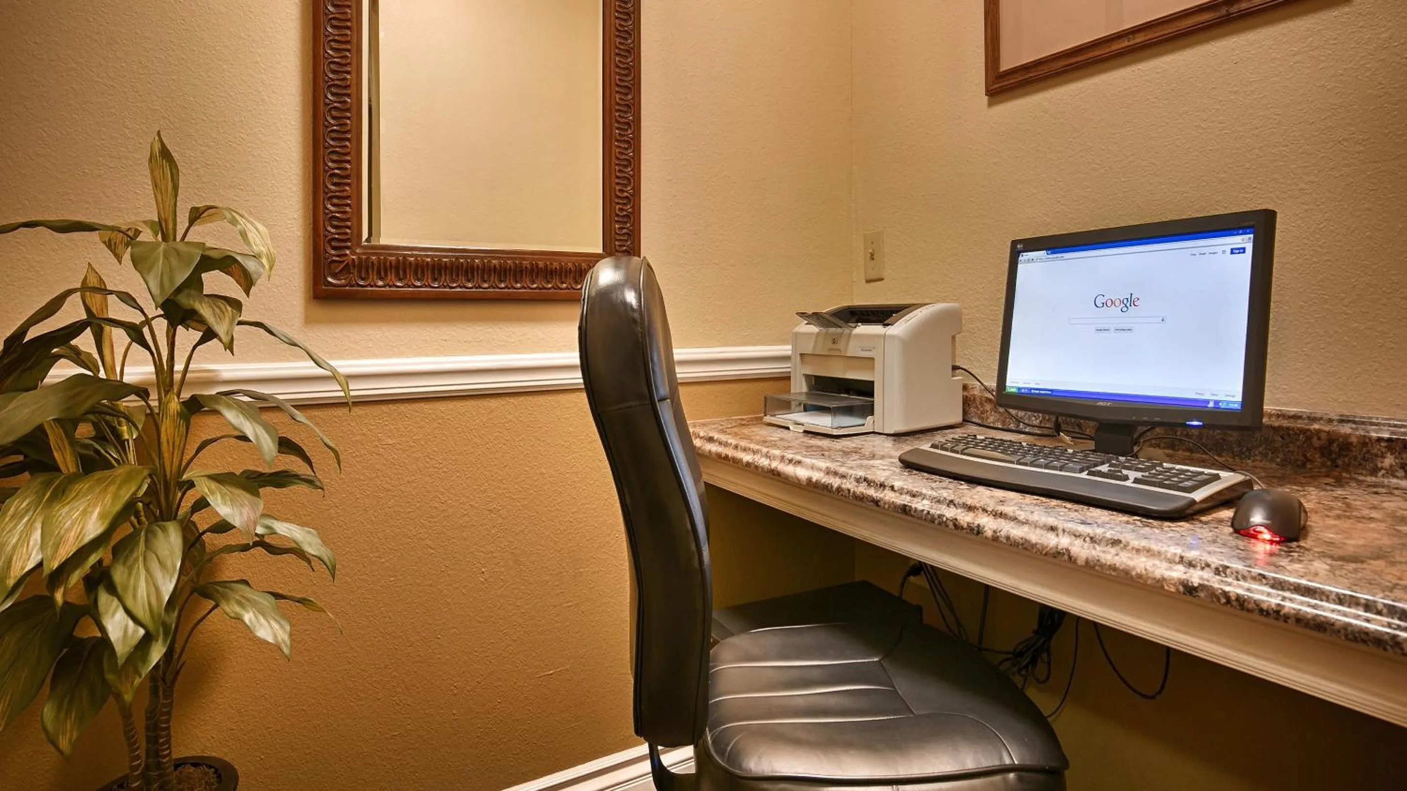 Business facilities in Best Western John Jay Inn