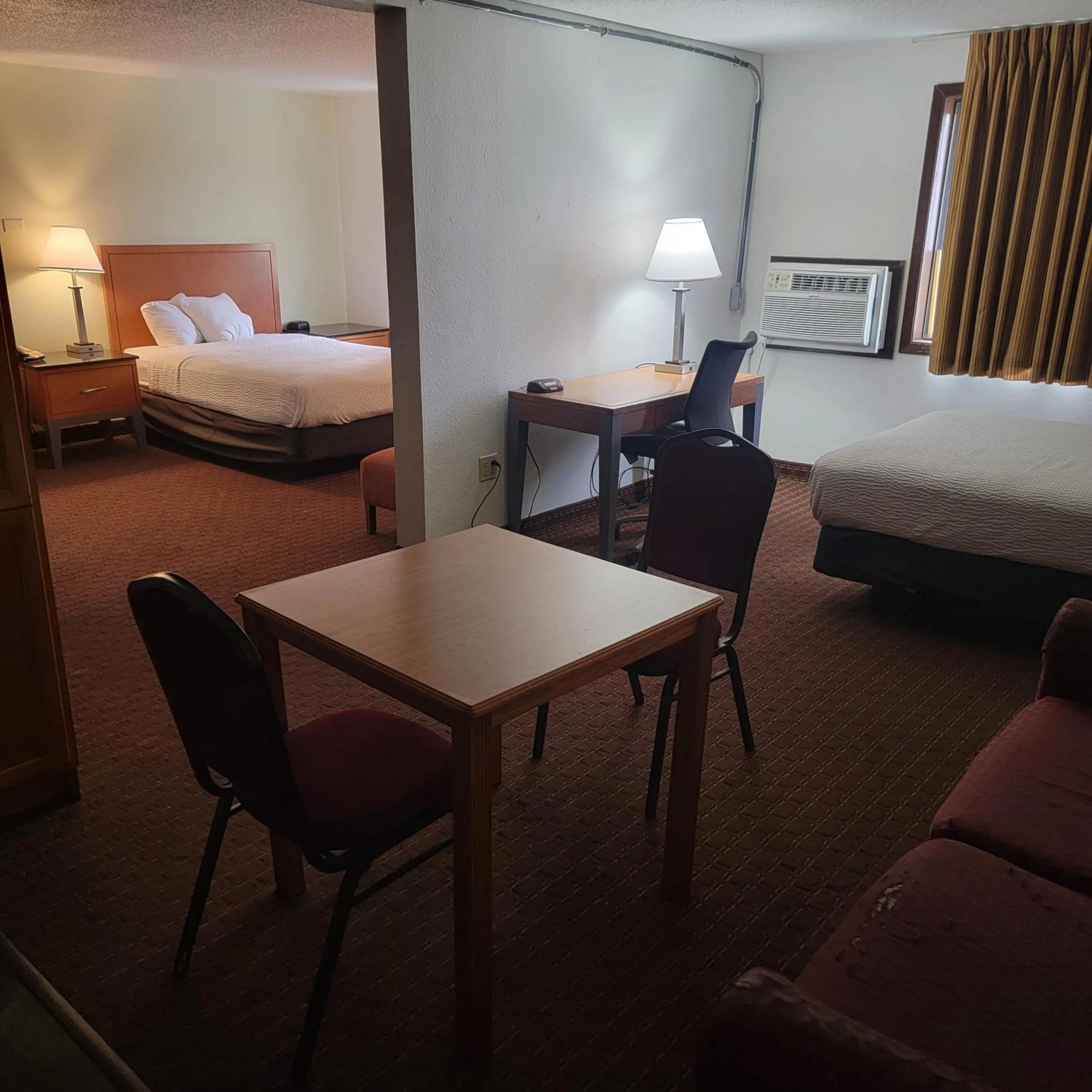 Bed in Days Inn by Wyndham Fort Dodge