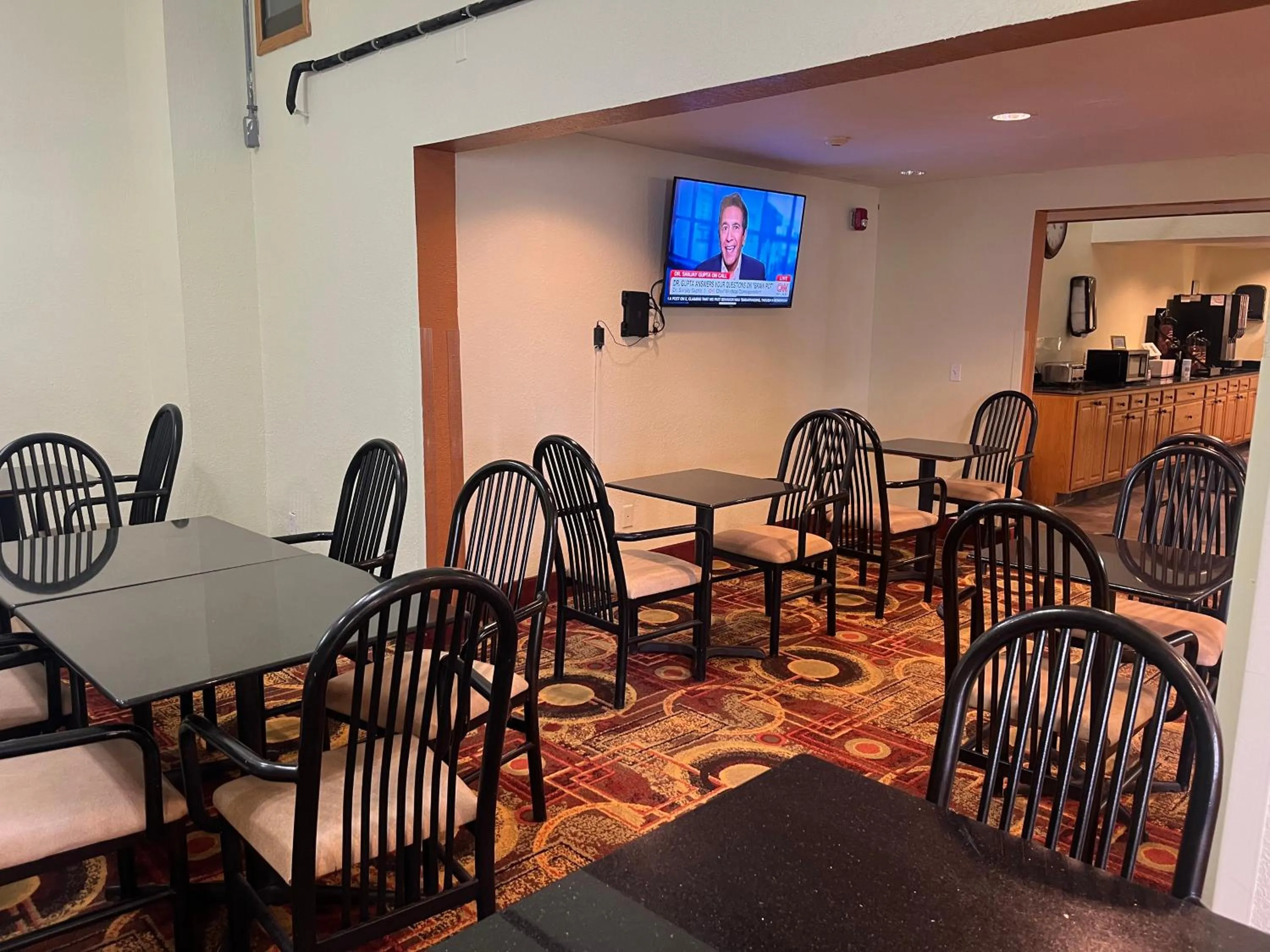 Dining area in Days Inn by Wyndham Fort Dodge