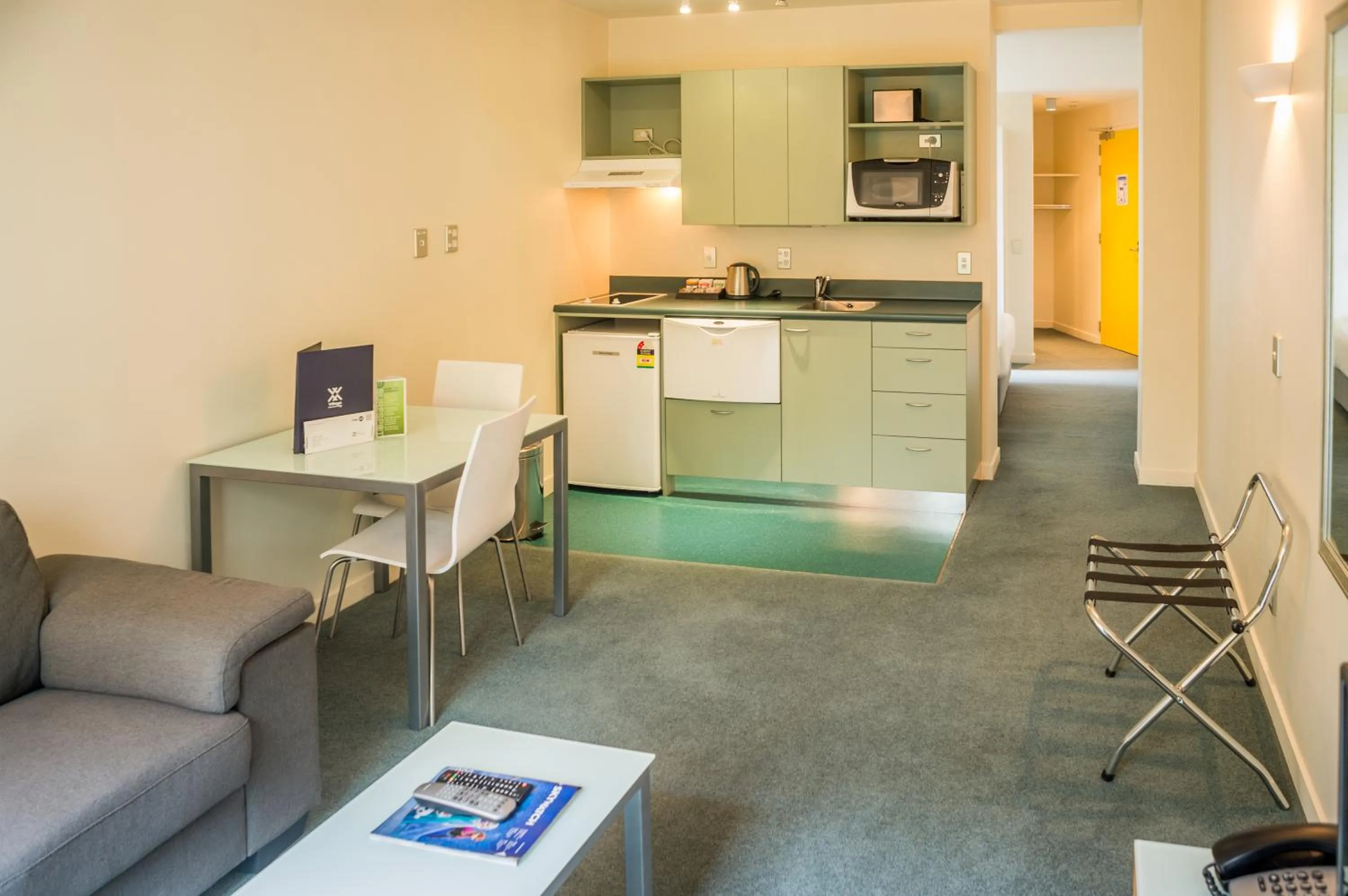 Coffee/tea facilities in Astelia Apartment Hotel