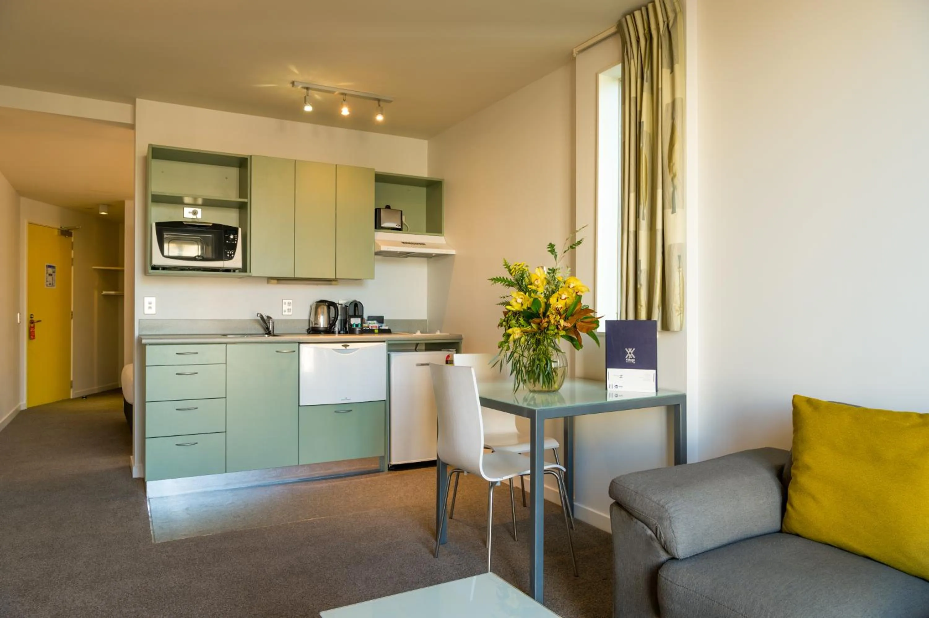 Coffee/tea facilities in Astelia Apartment Hotel