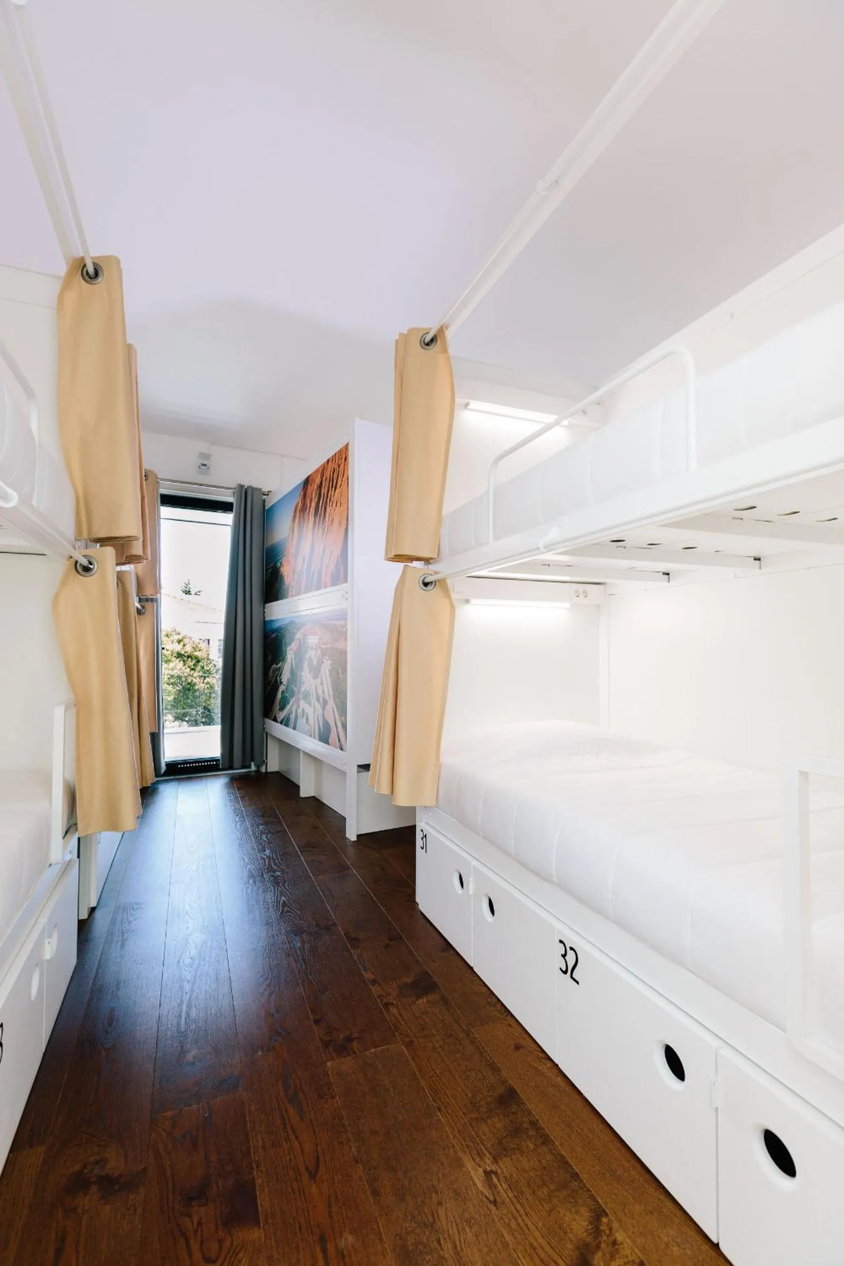 Bedroom, Bed in Lisbon South Hostel