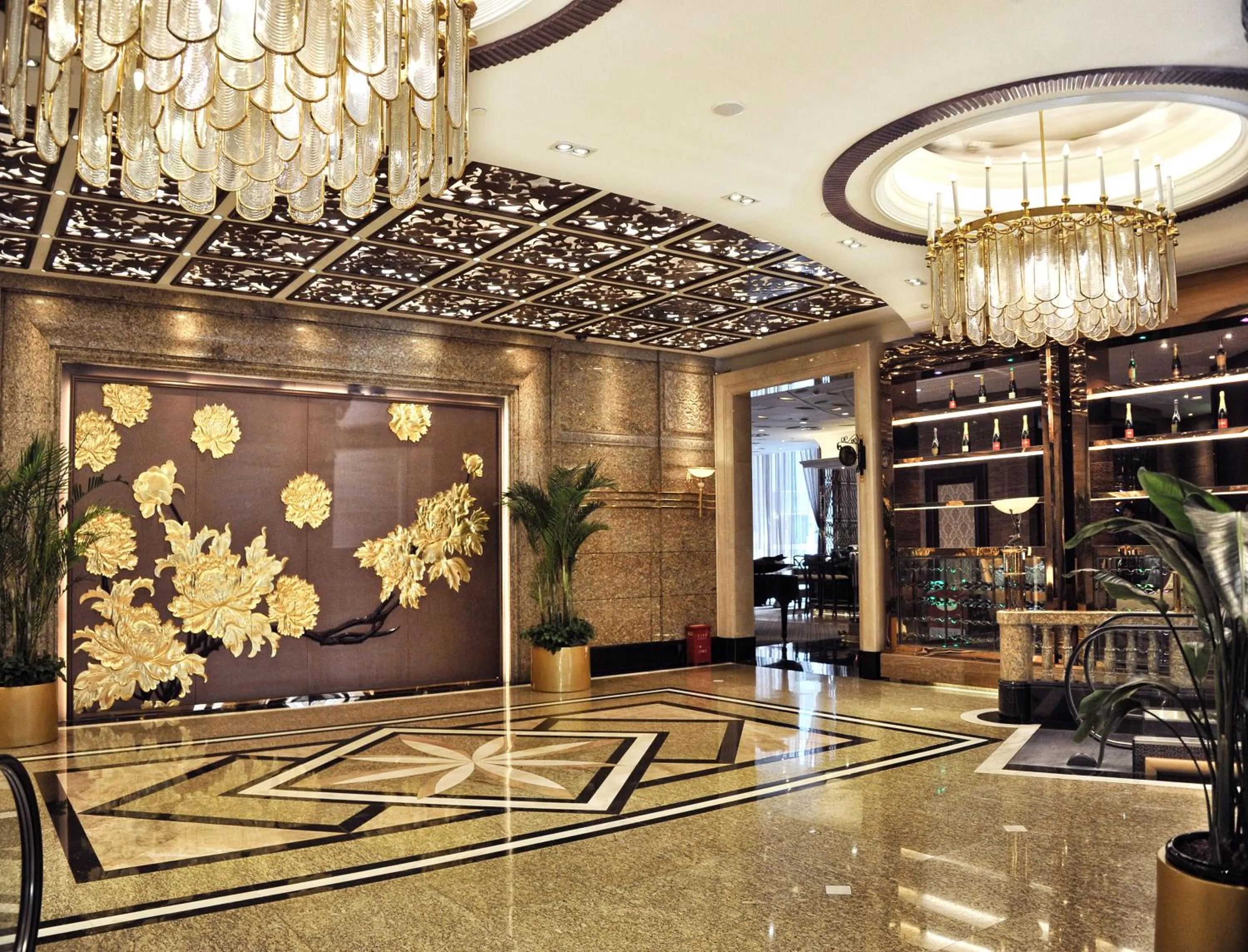 Lobby or reception in Central Hotel Shanghai - Nanjing Road