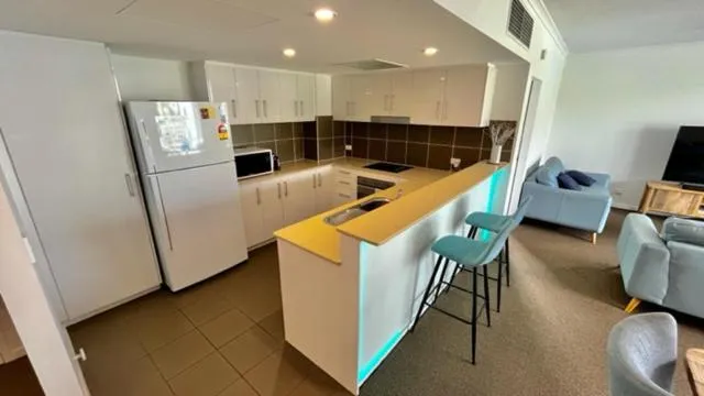 Swell Resort Burleigh Heads