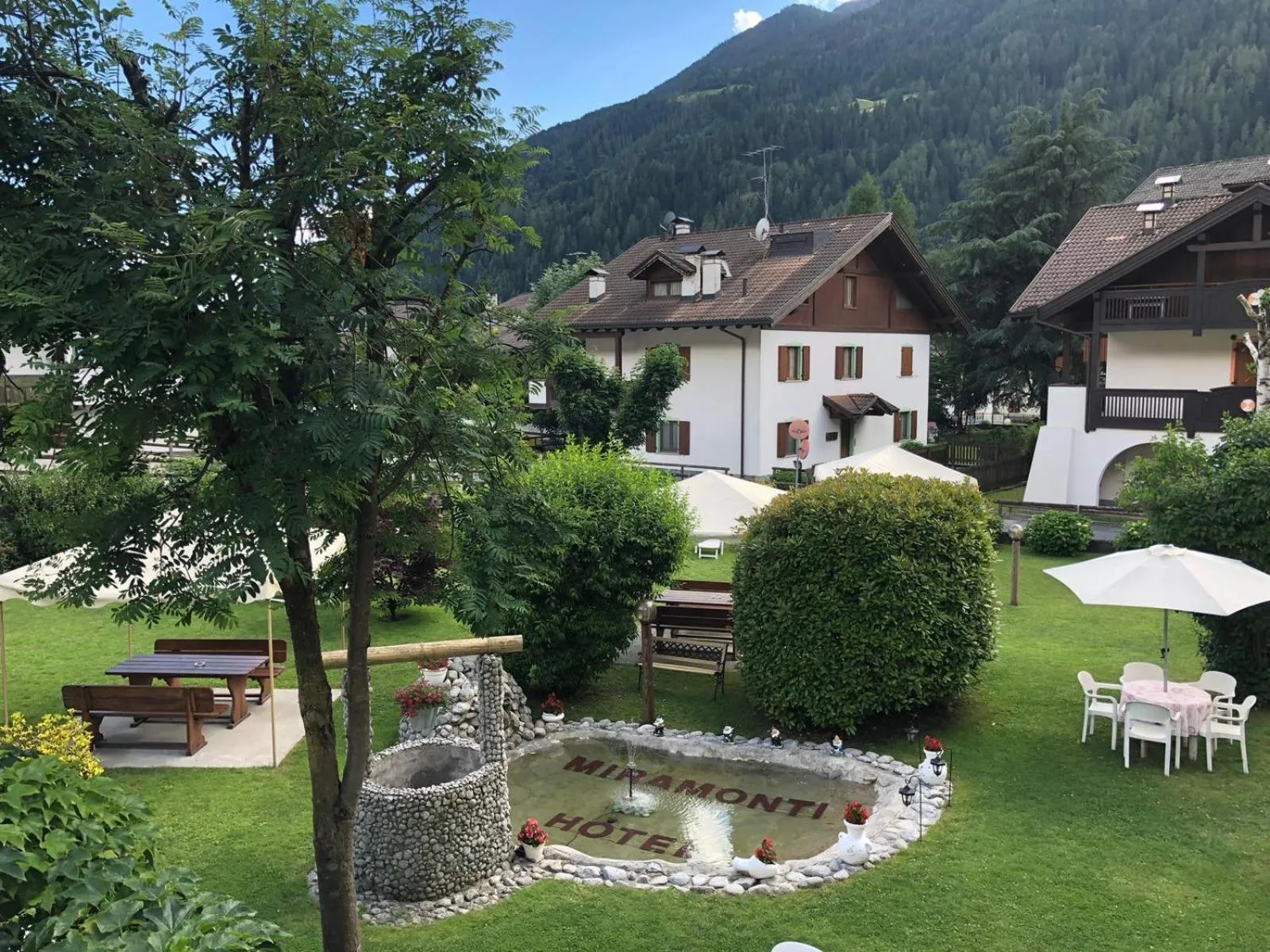 Garden view in Hotel Miramonti