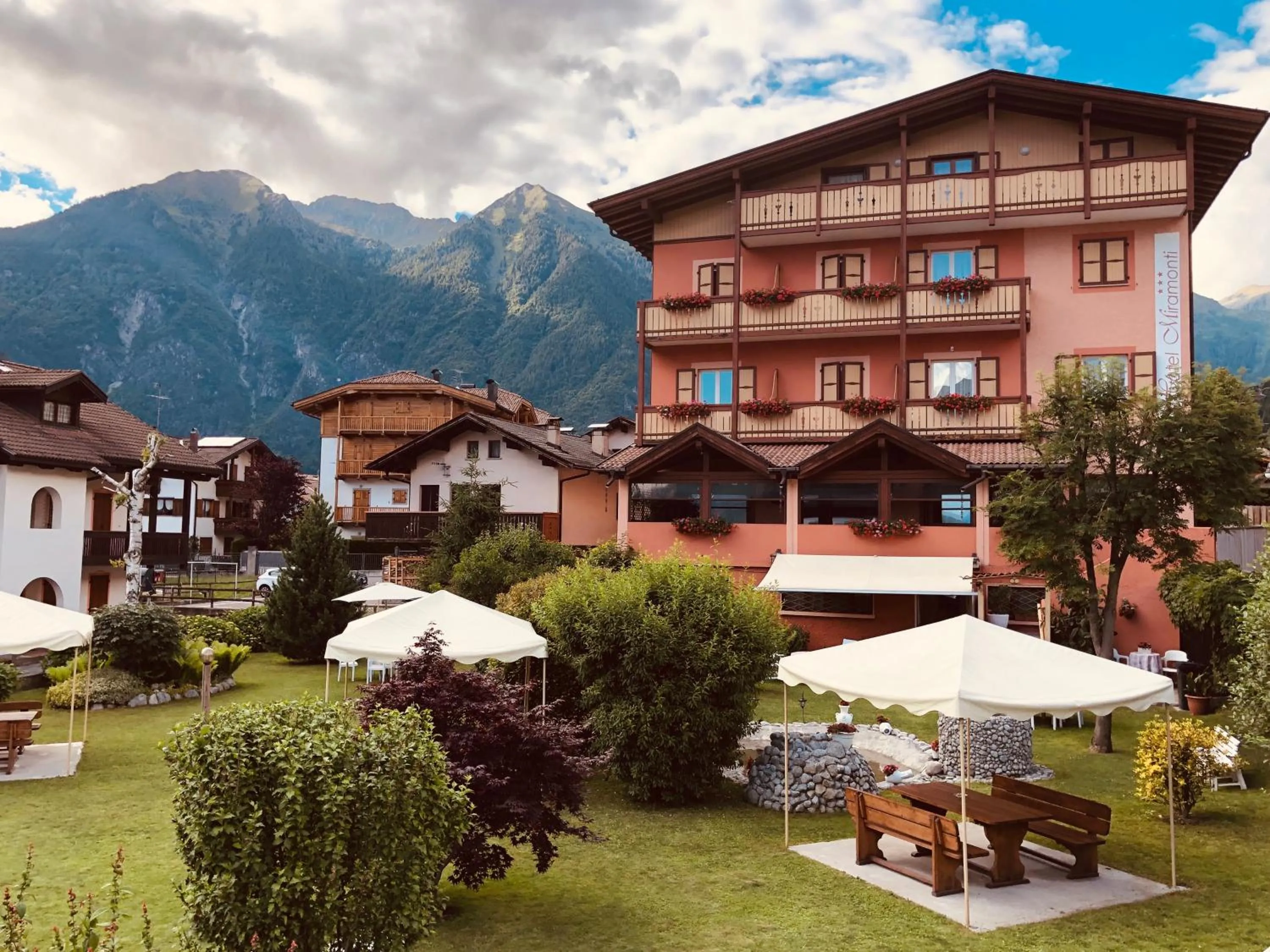 Garden in Hotel Miramonti