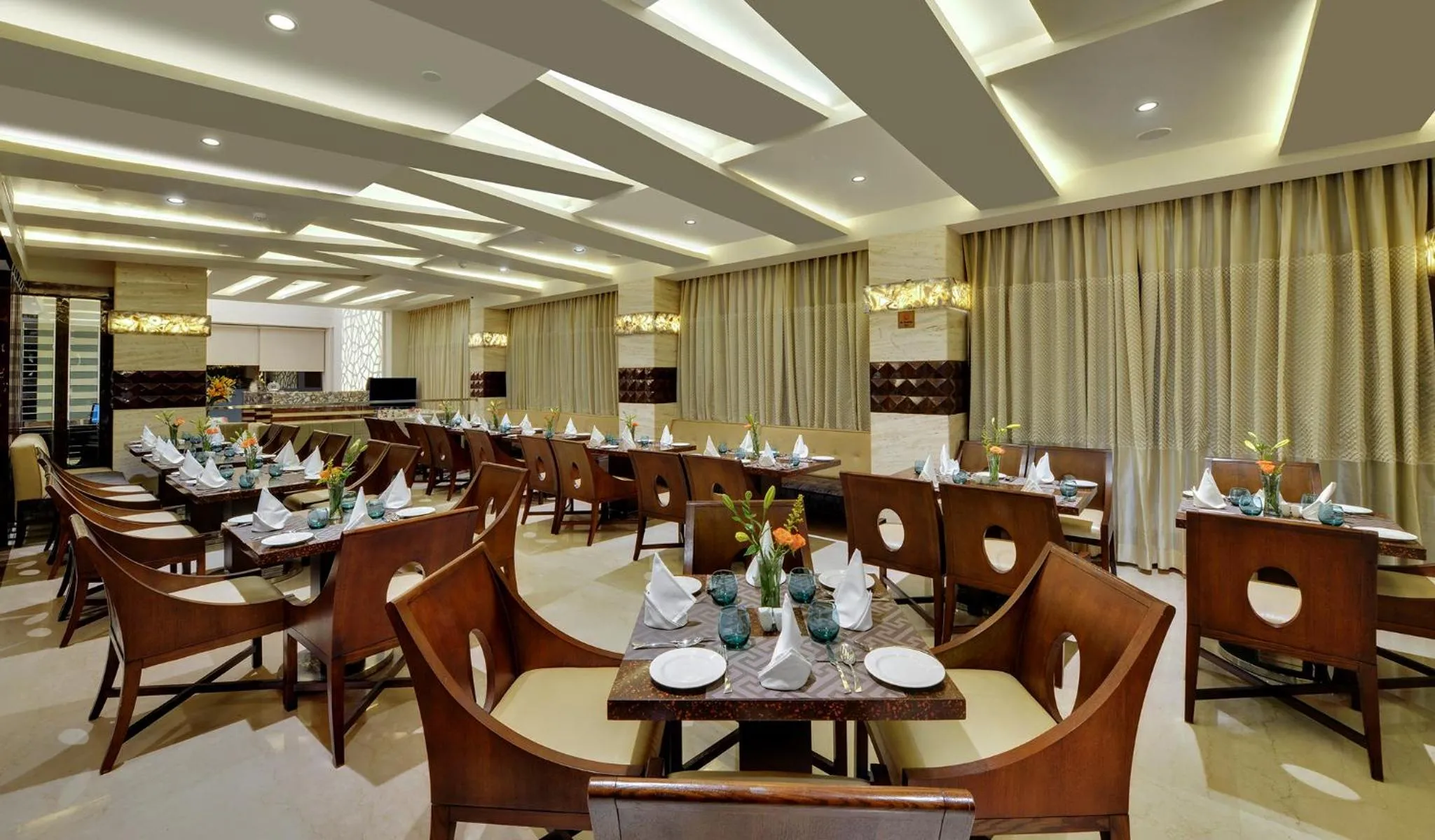 Restaurant/places to eat in The Fern Residency, Jaipur