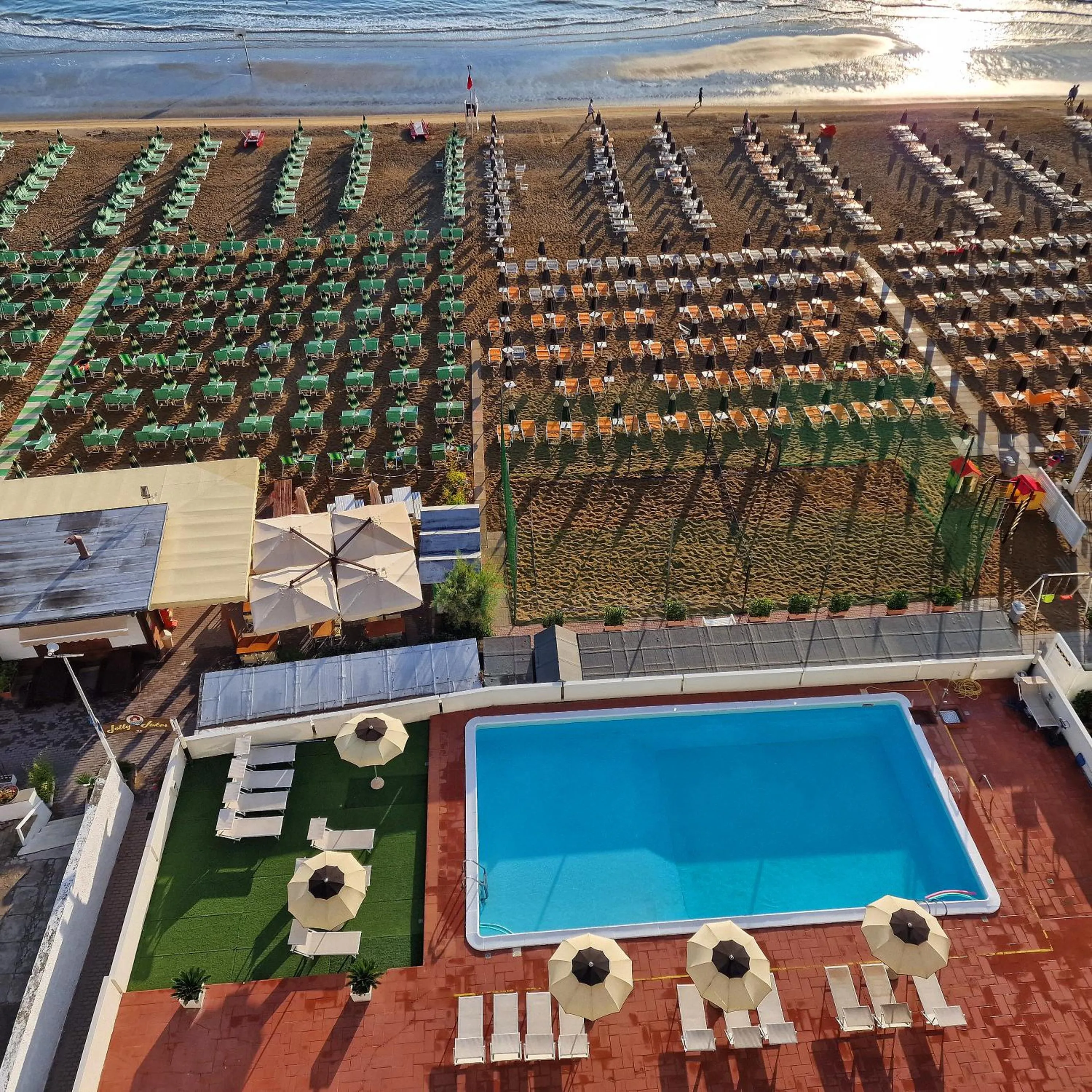 Pool view in Hotel Embassy