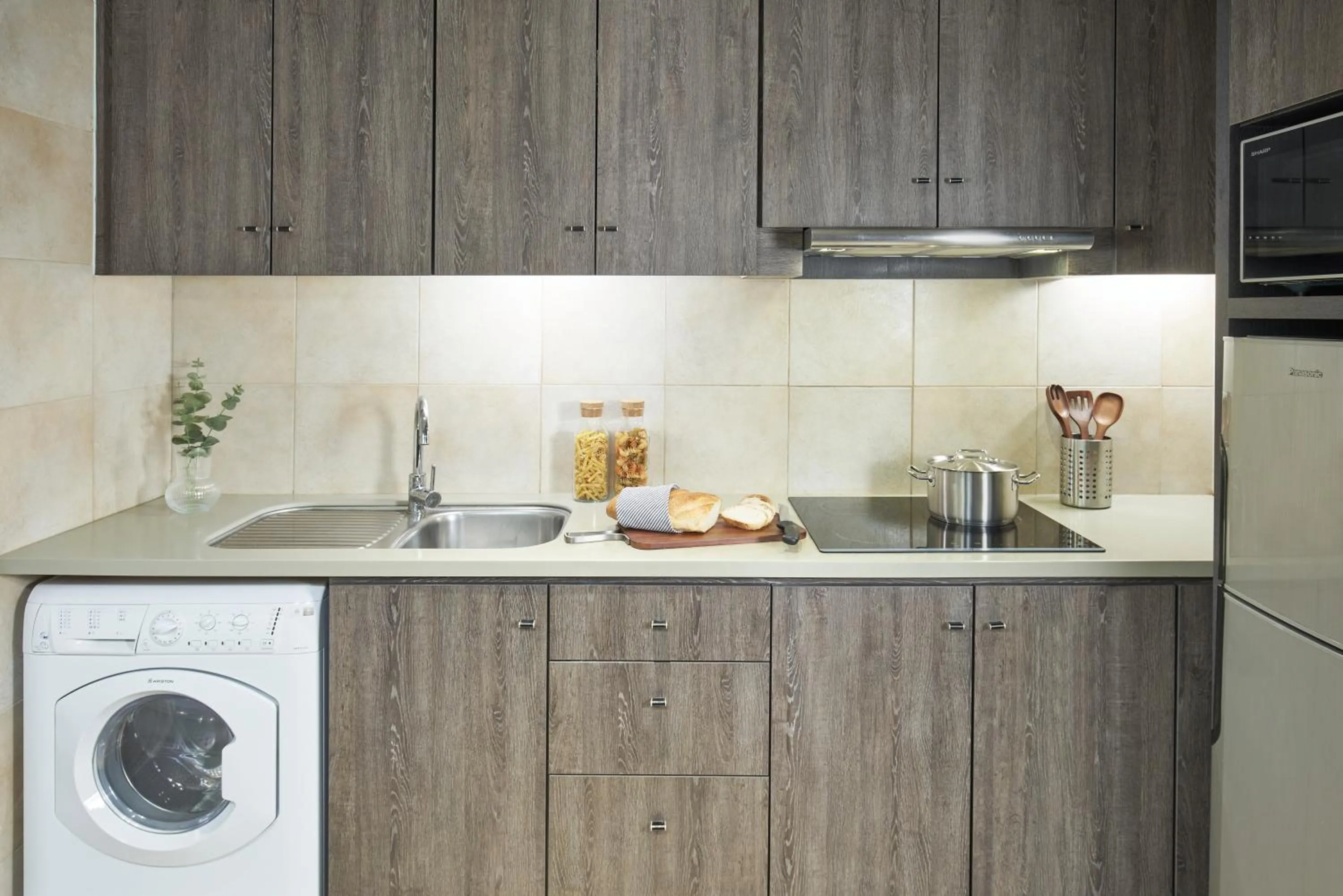 kitchen in Adina Serviced Apartments Singapore Orchard