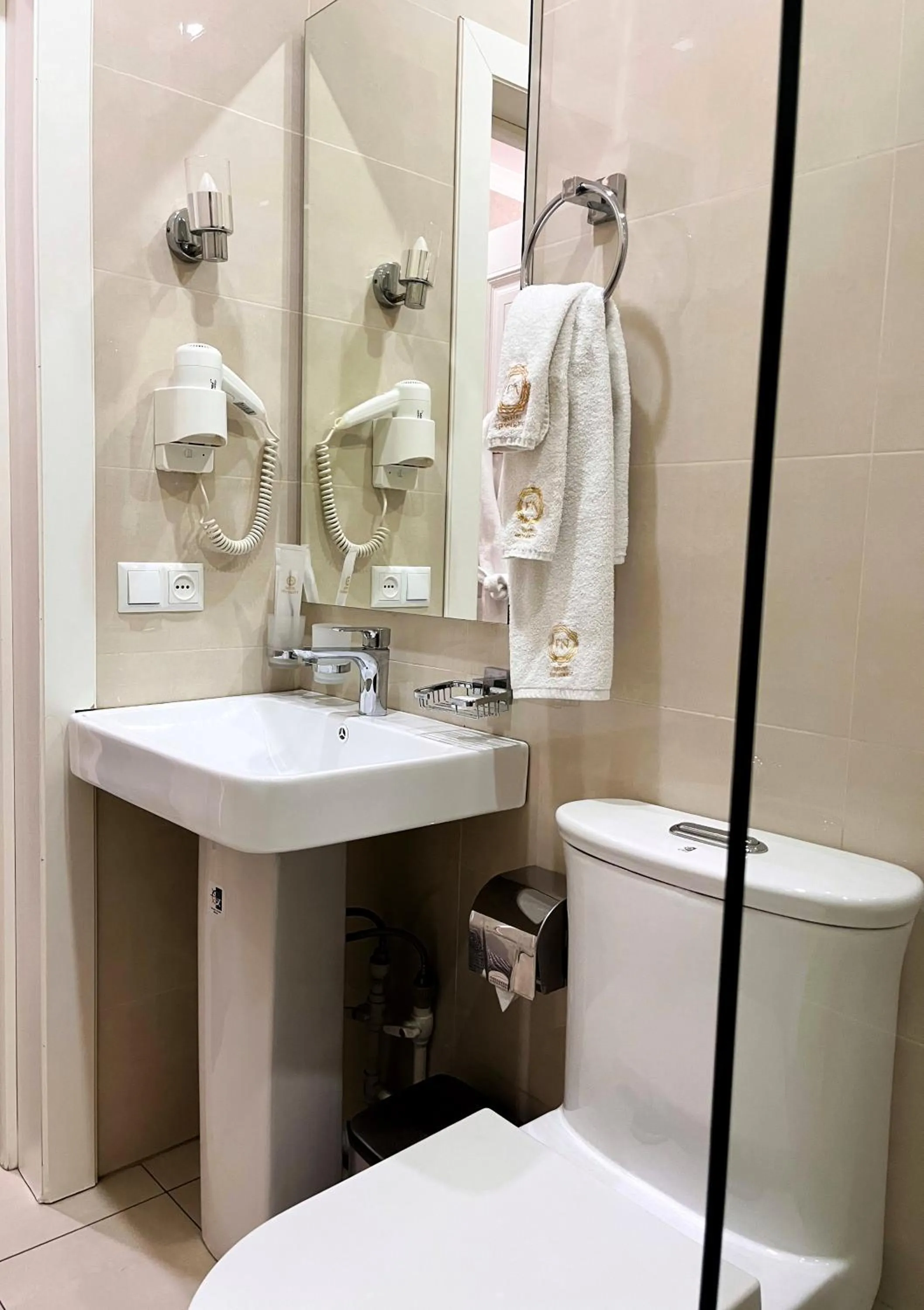 Toilet in Hotel FN Shymkent