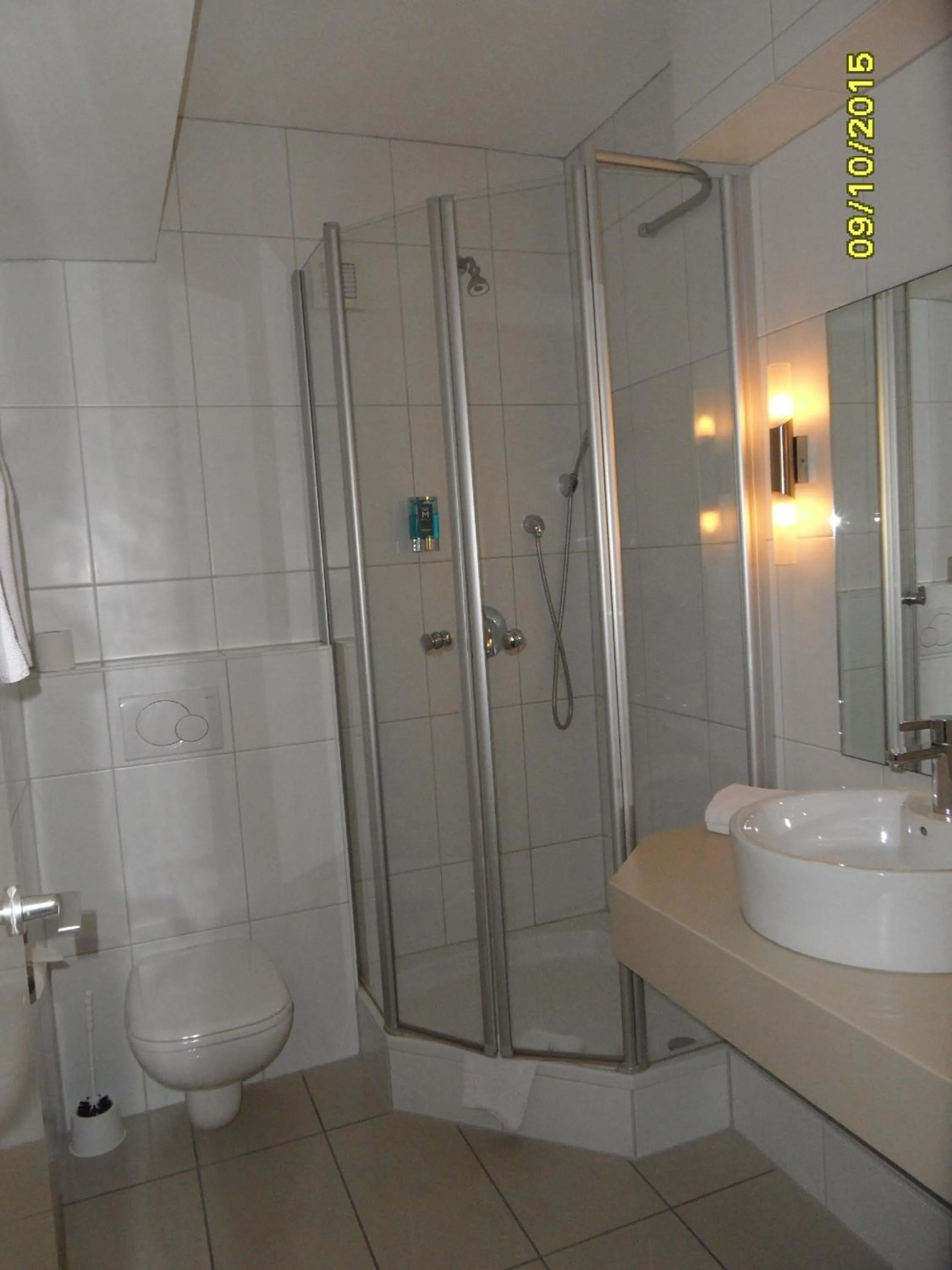 Bathroom in Wiking Hotel