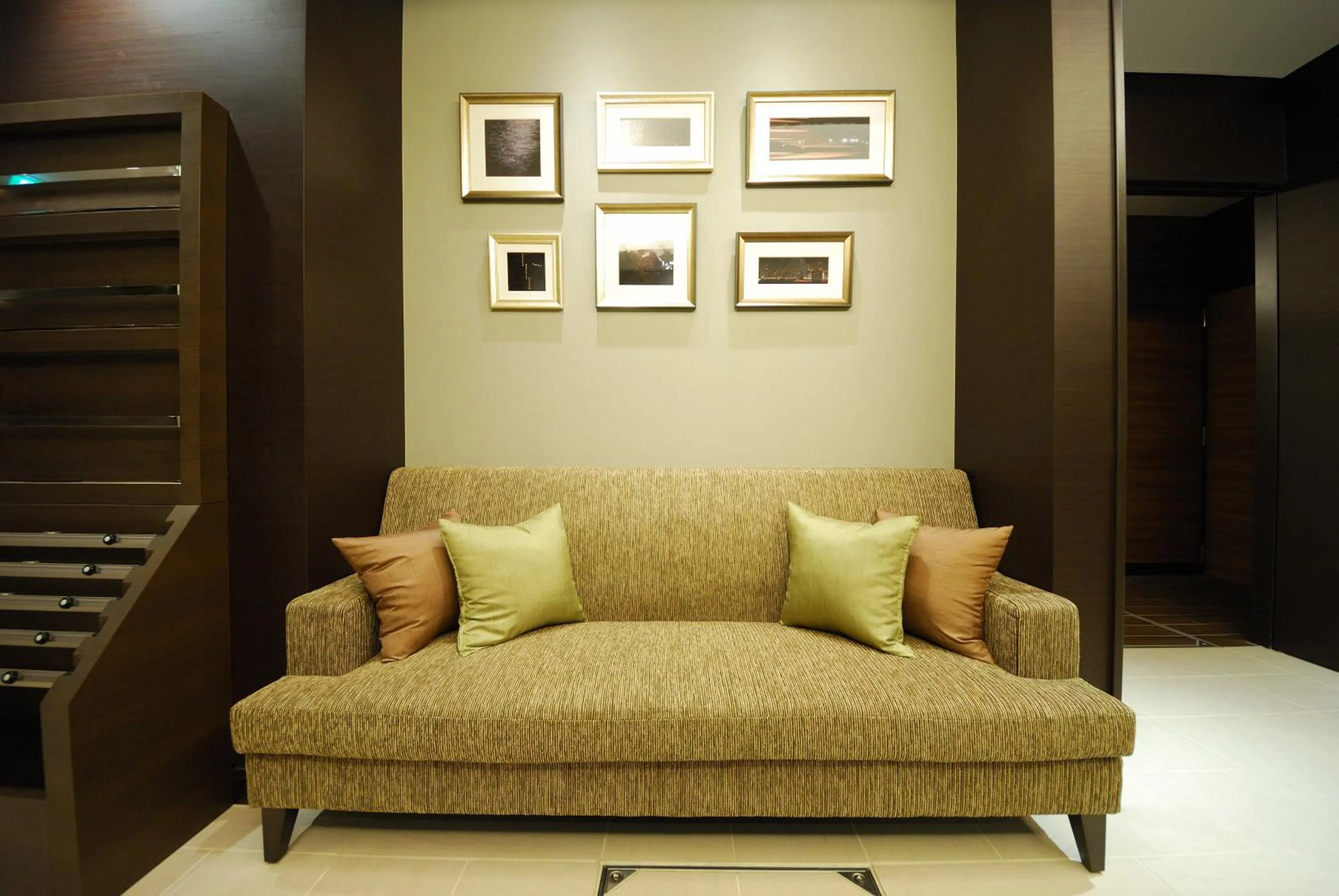 Lobby or reception in Sotetsu Fresa Inn Hamamatsucho-Daimon