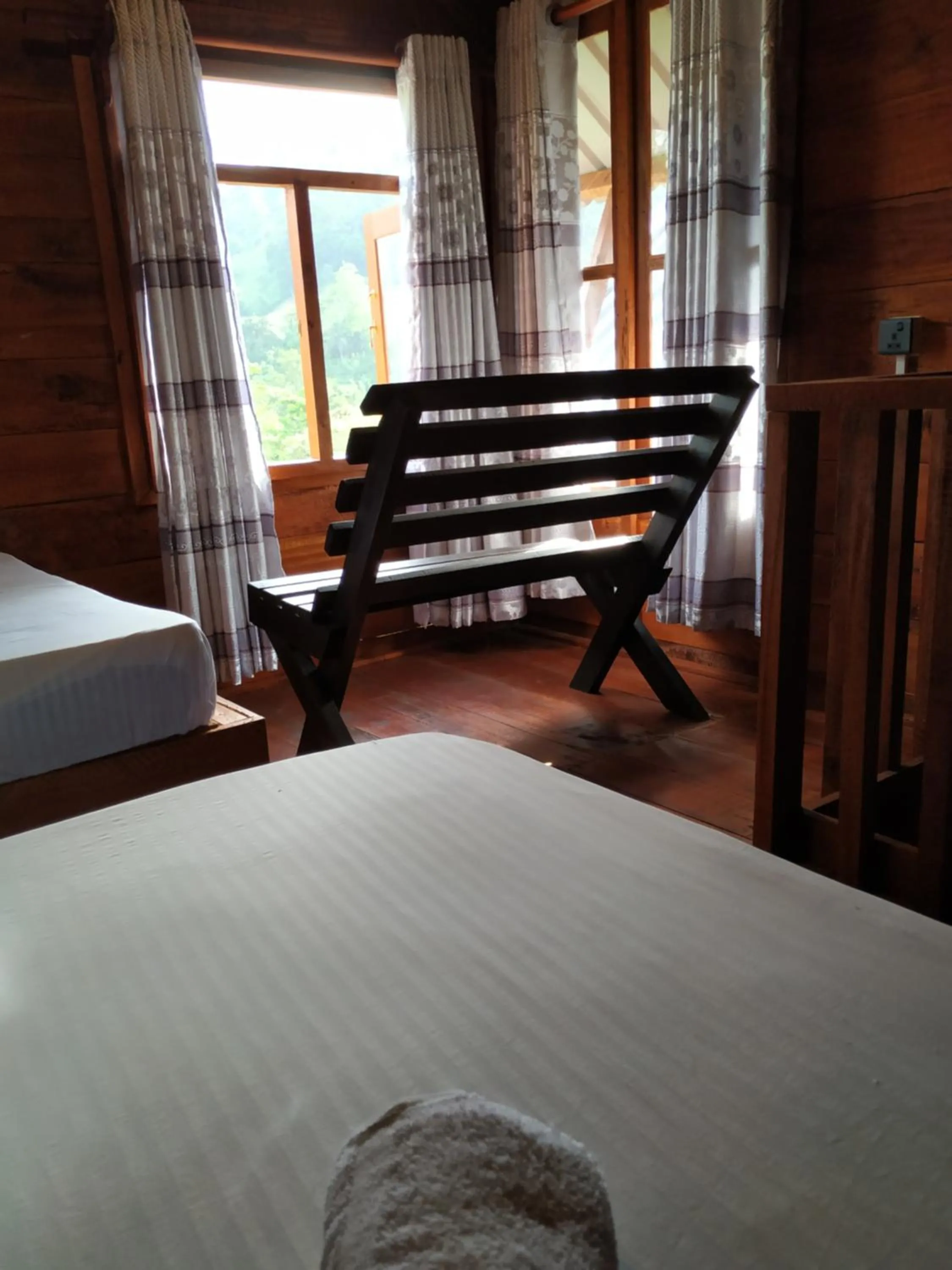 Bed in Sinharaja Forest Gate