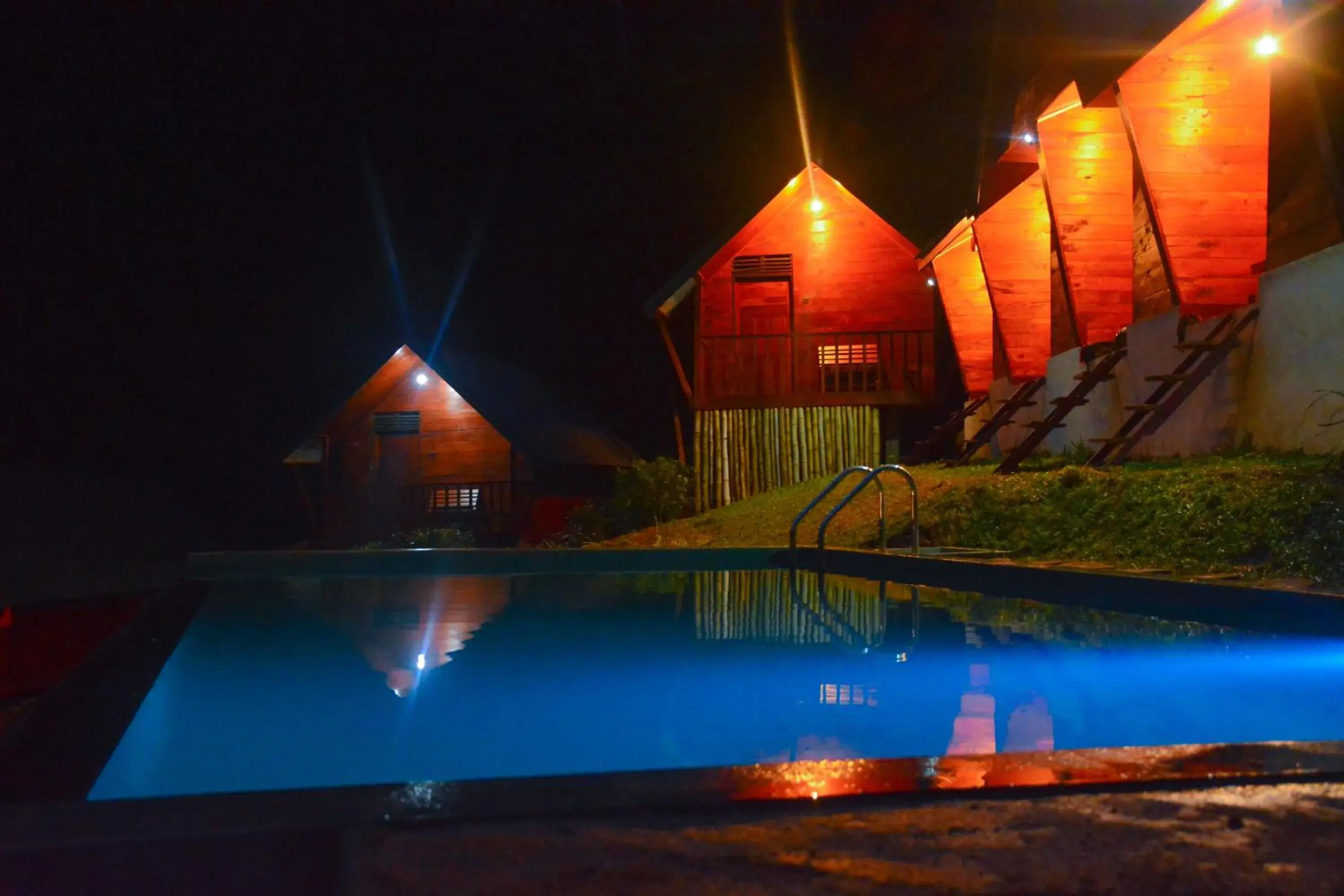 Double Room with Mountain View - single occupancy in Sinharaja Forest Gate Double Room with Mountain View - single occupancy in Sinharaja Forest Gate