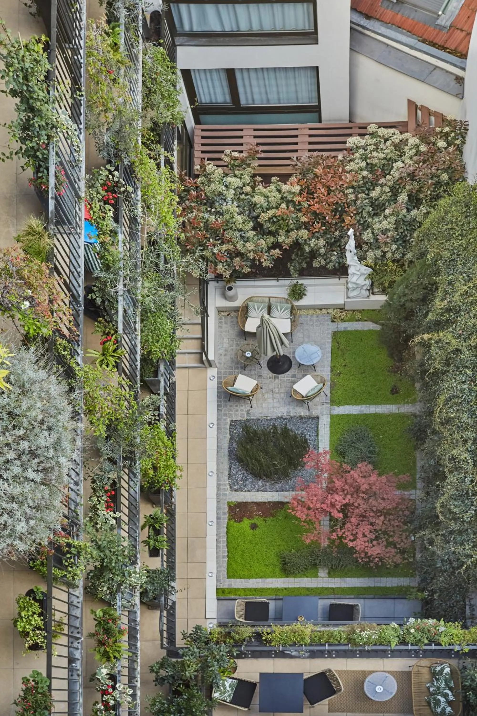 Garden in Jardins de Mademoiselle Hôtel & Spa