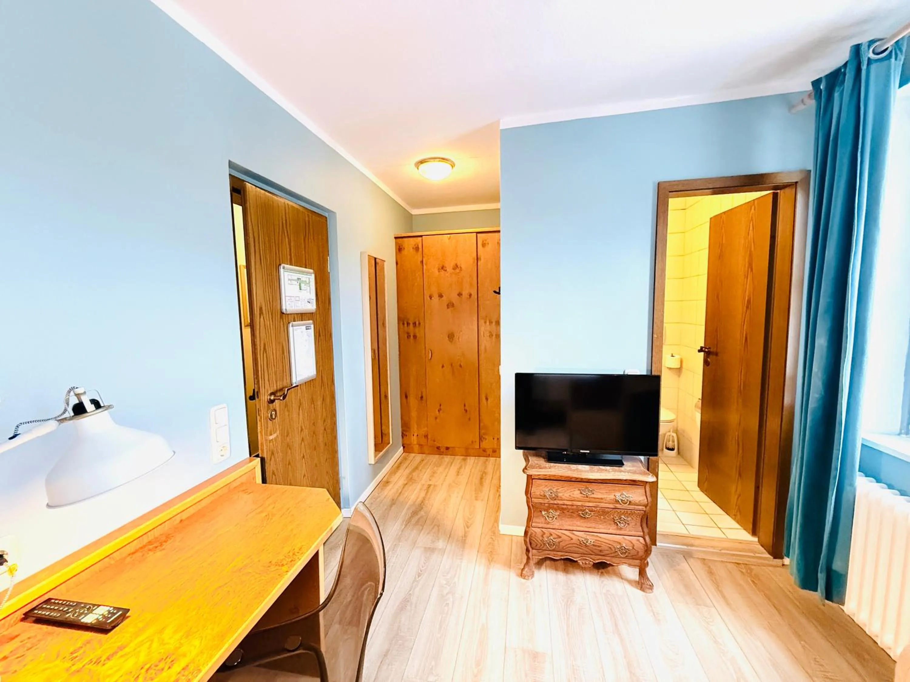 Photo of the whole room, Bed in Hotel Pelli Hof Rendsburg by Tulip Inn