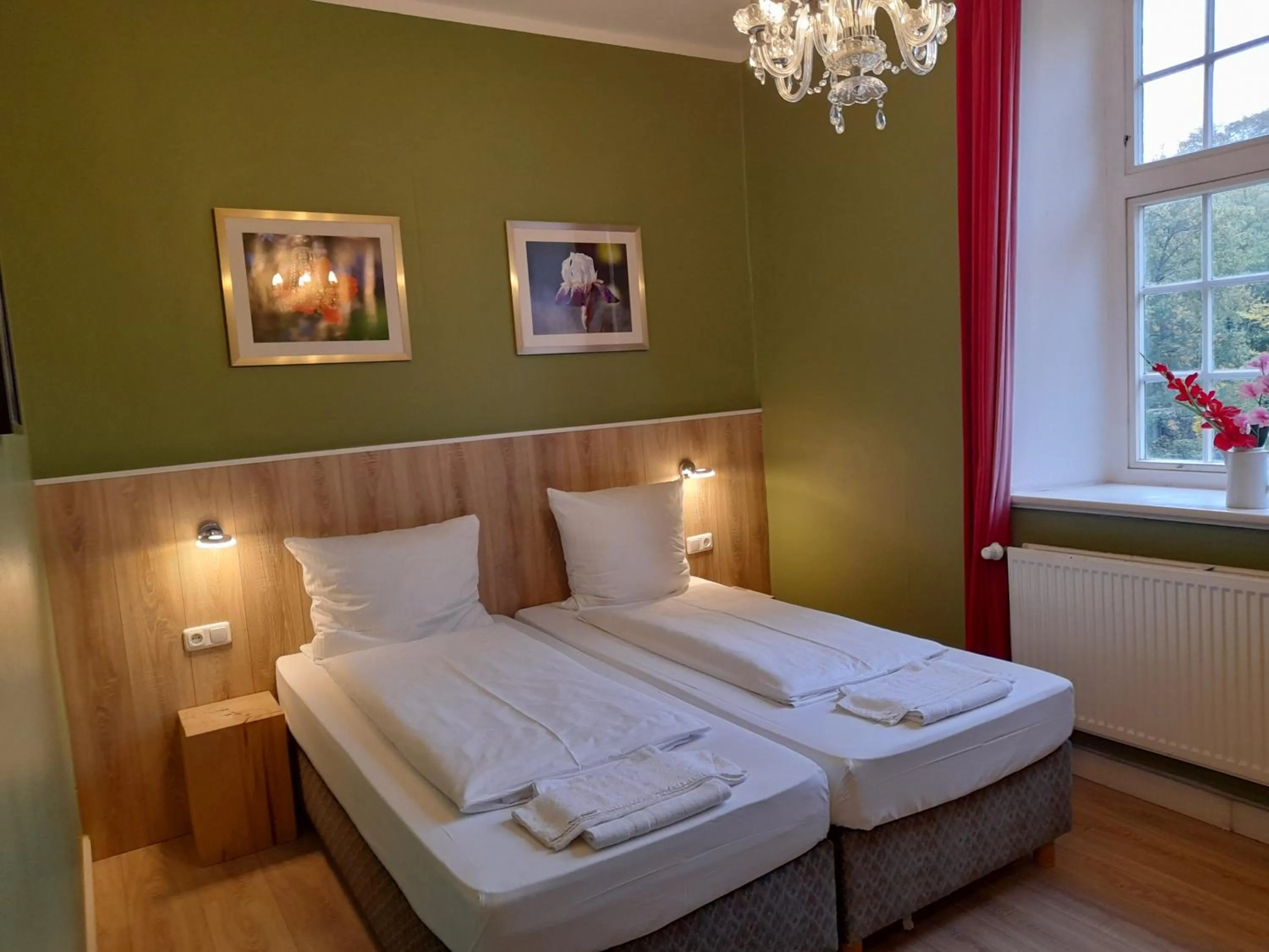 Bed in Hotel Pelli Hof Rendsburg by Tulip Inn