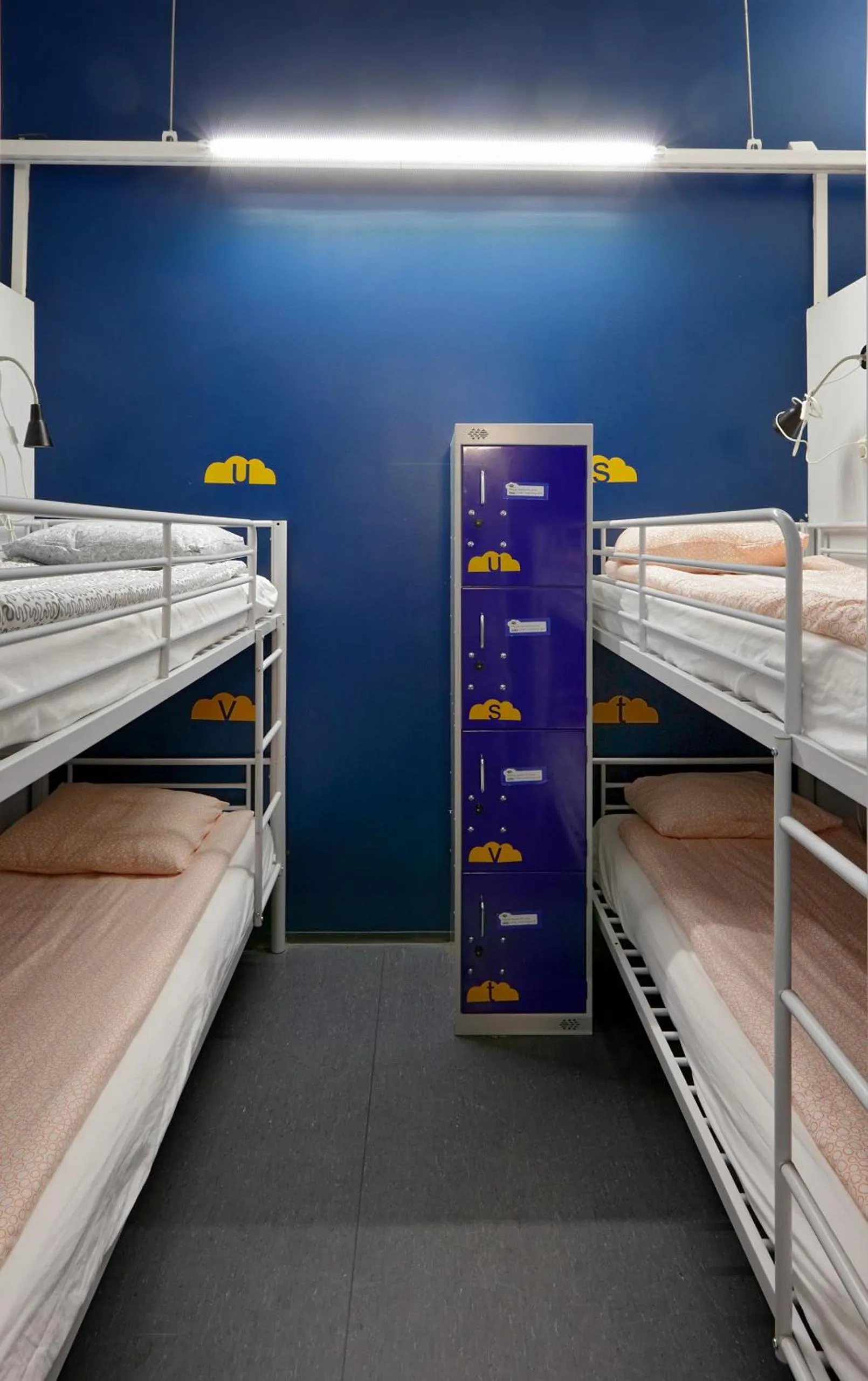 bunk bed, Bed in CheapSleep Hostel Helsinki