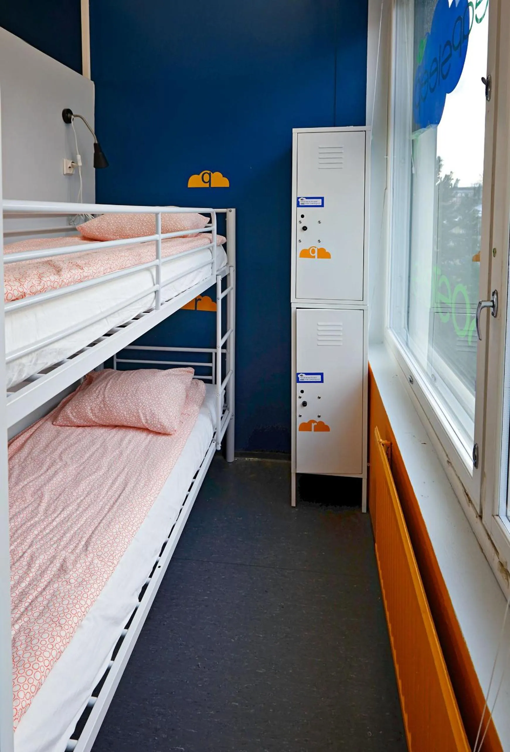 bunk bed, Bed in CheapSleep Hostel Helsinki