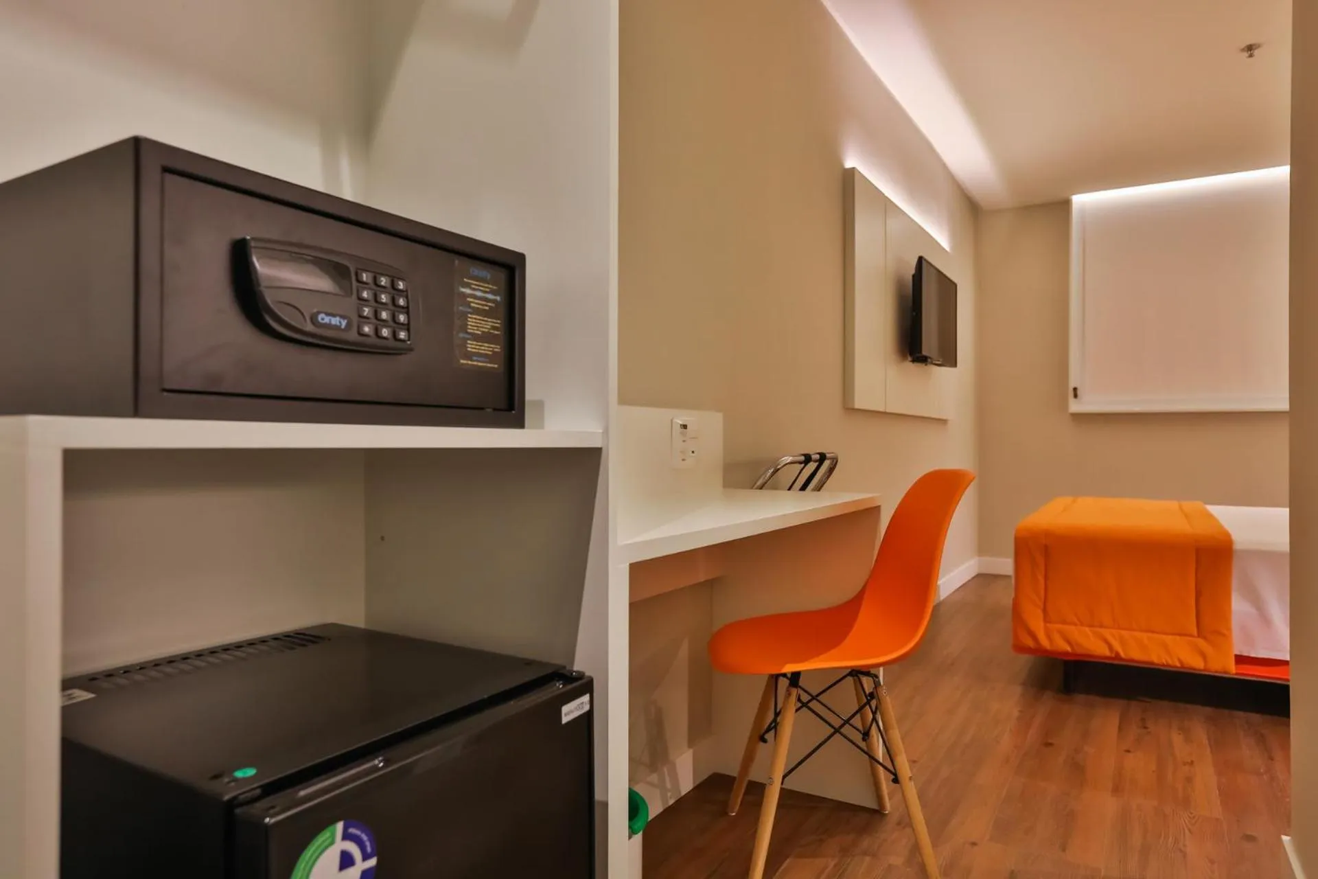 Dining area in Transamerica Fit Serra