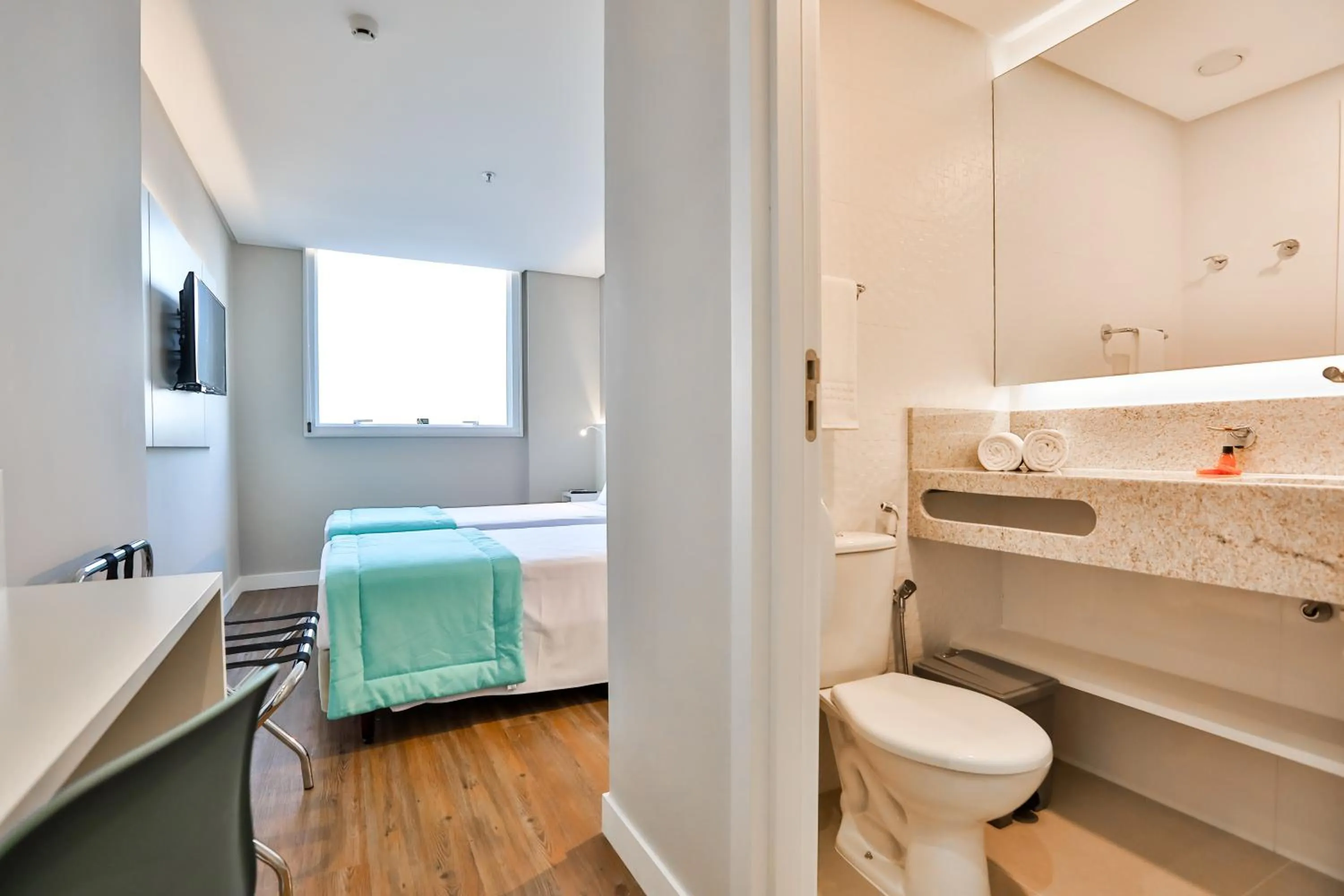 Bedroom in Transamerica Fit Serra