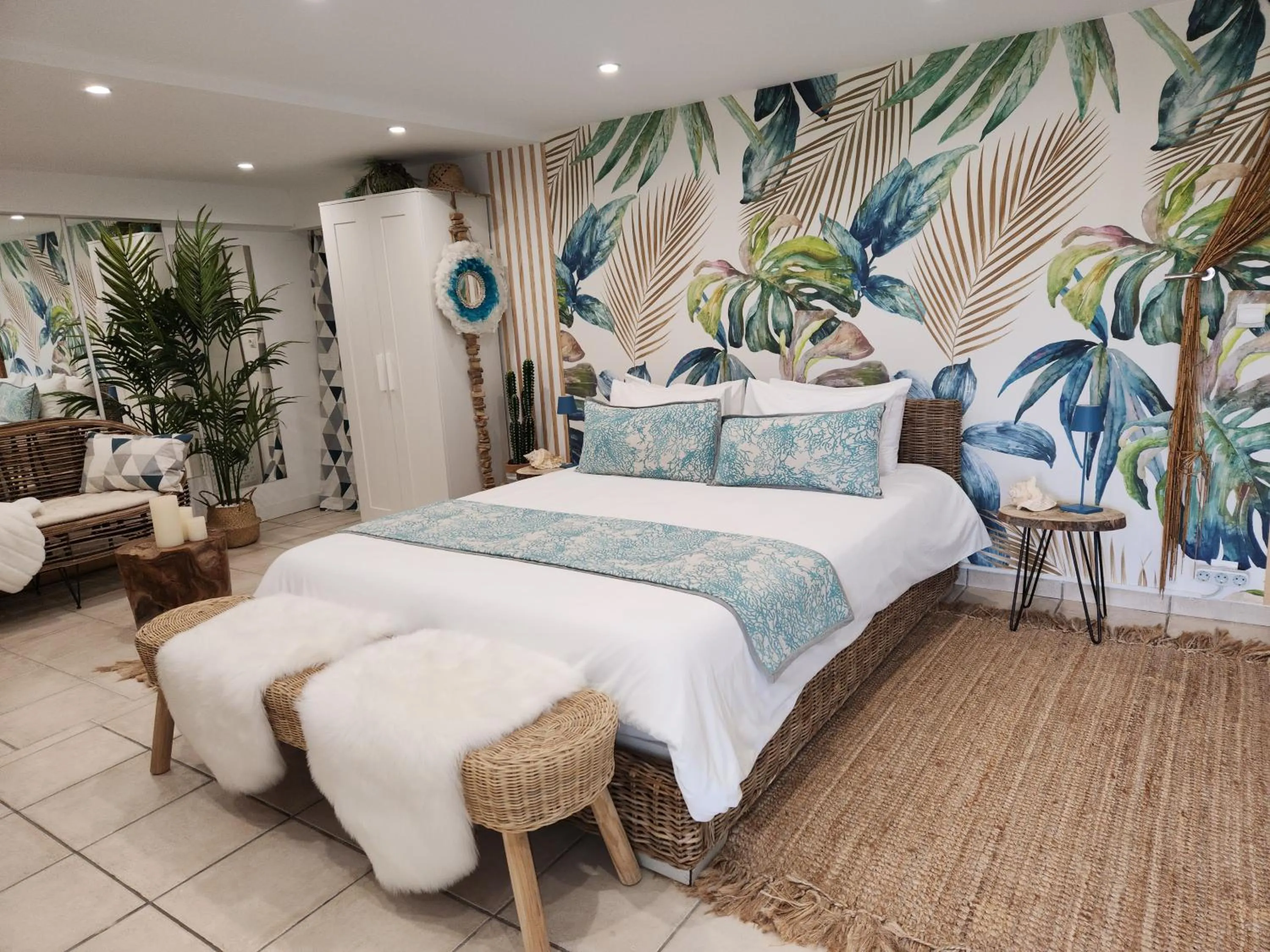 Photo of the whole room in Le Nid Bleu