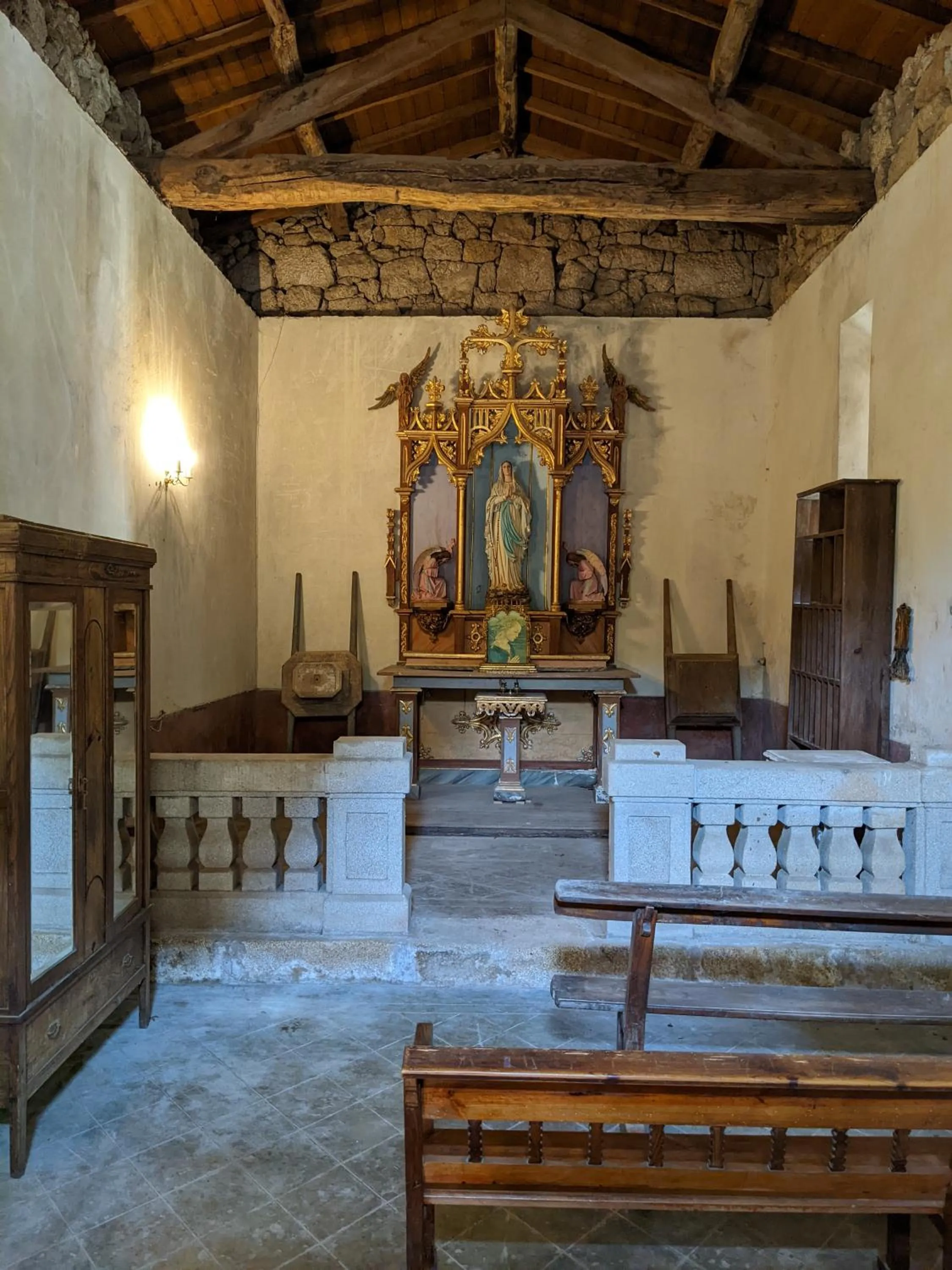 Place of worship in Pazo de Chaioso Ribeira Sacra